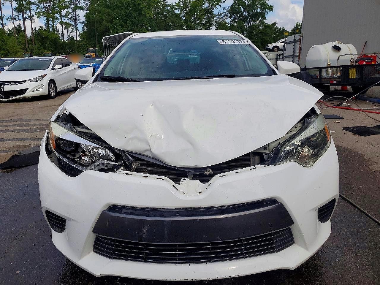 2015 Toyota Corolla Le White vin: 2T1BURHEXFC406657