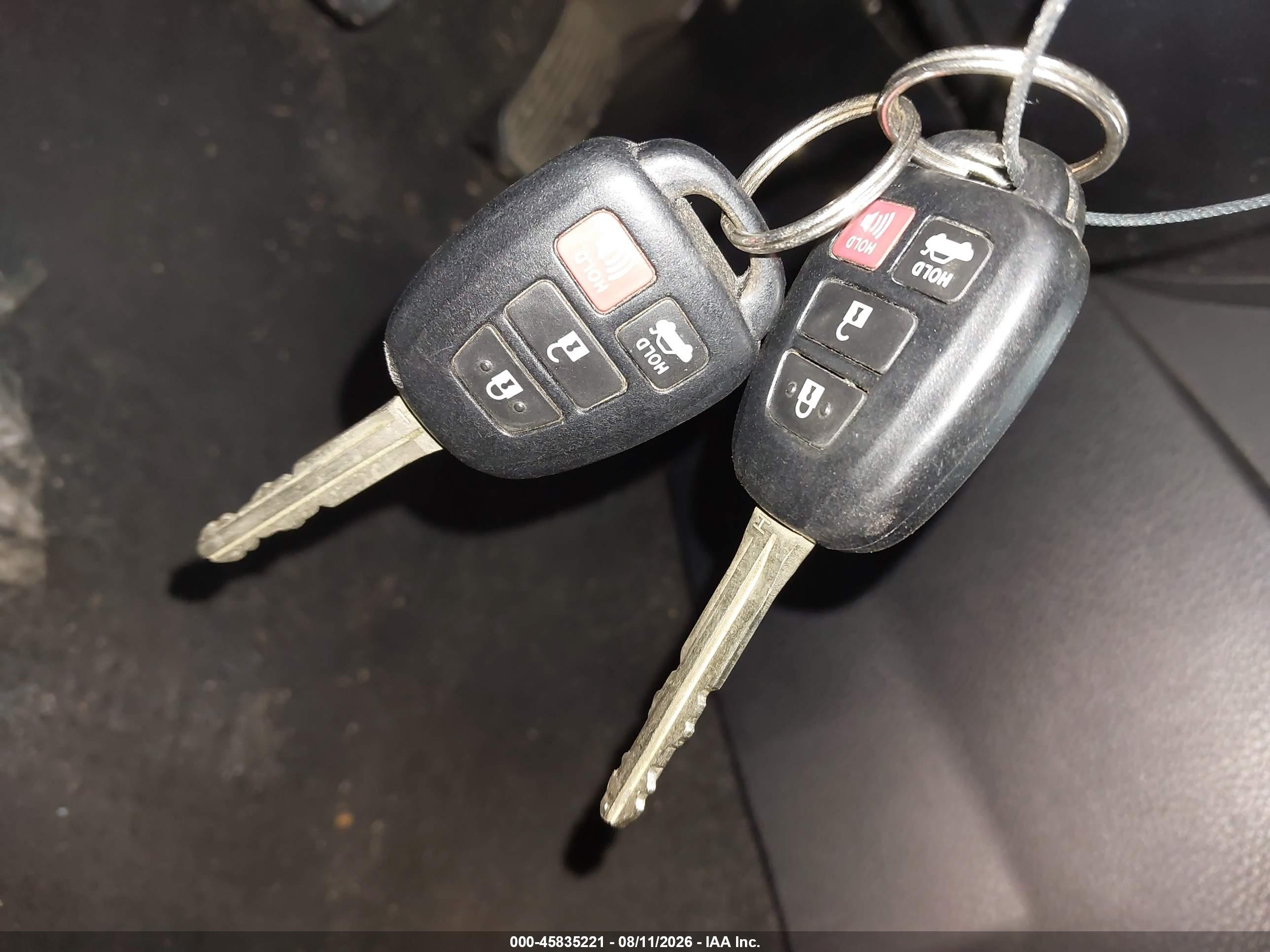 2015 Toyota Corolla S Blue vin: 2T1BURHEXFC414001