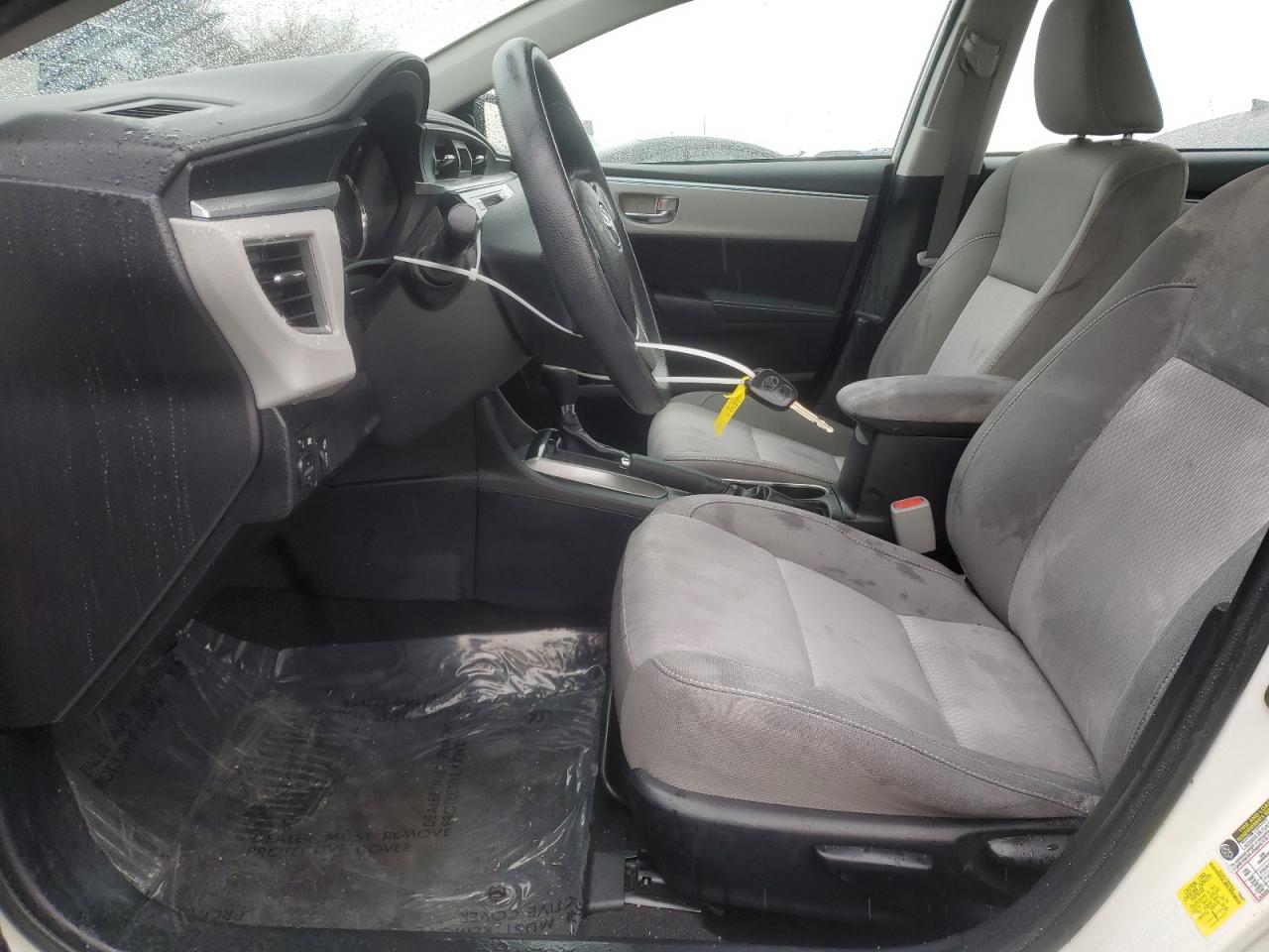 2015 Toyota Corolla L White vin: 2T1BURHEXFC416752