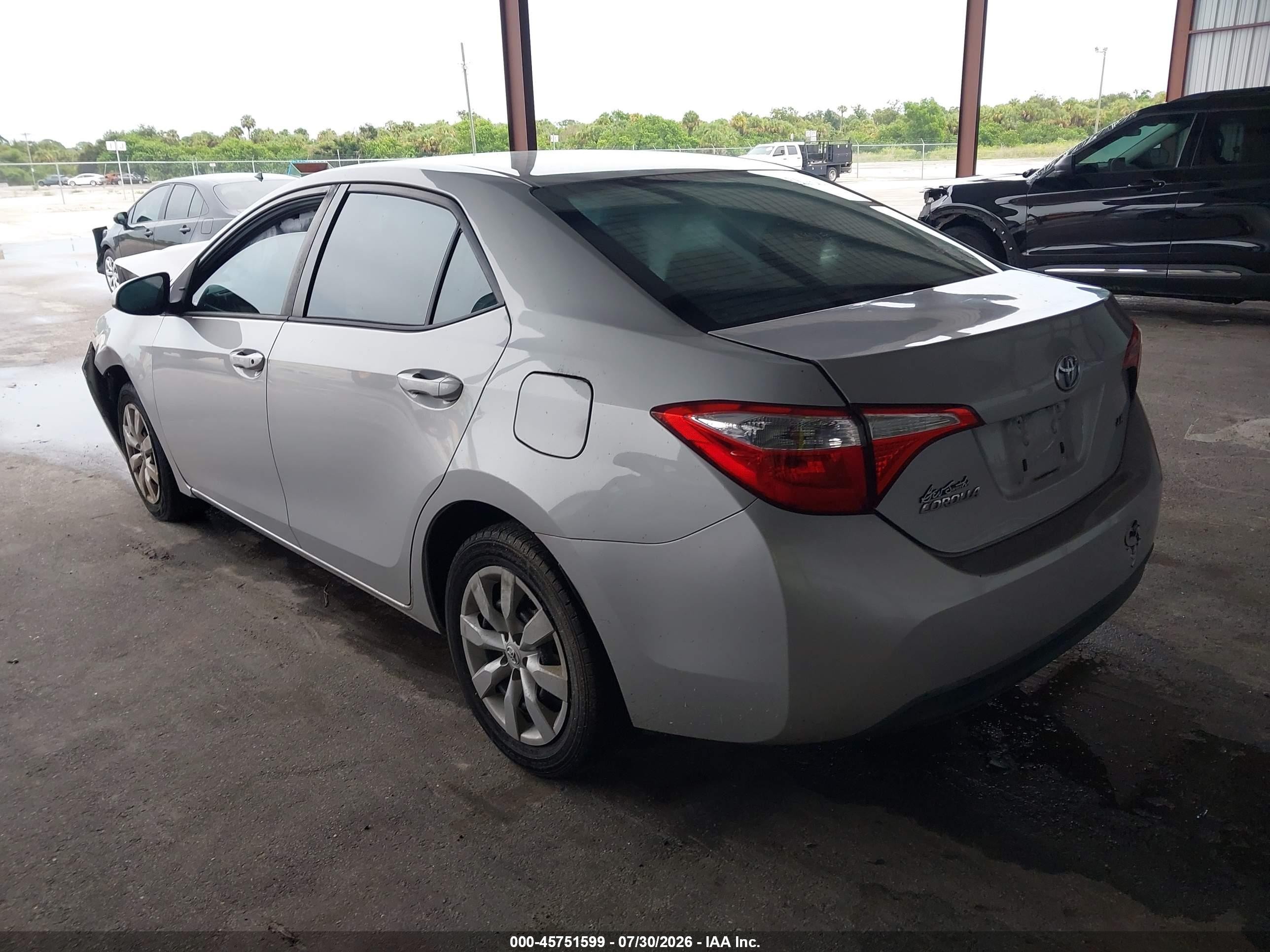 2015 Toyota Corolla Le Silver vin: 2T1BURHEXFC423331