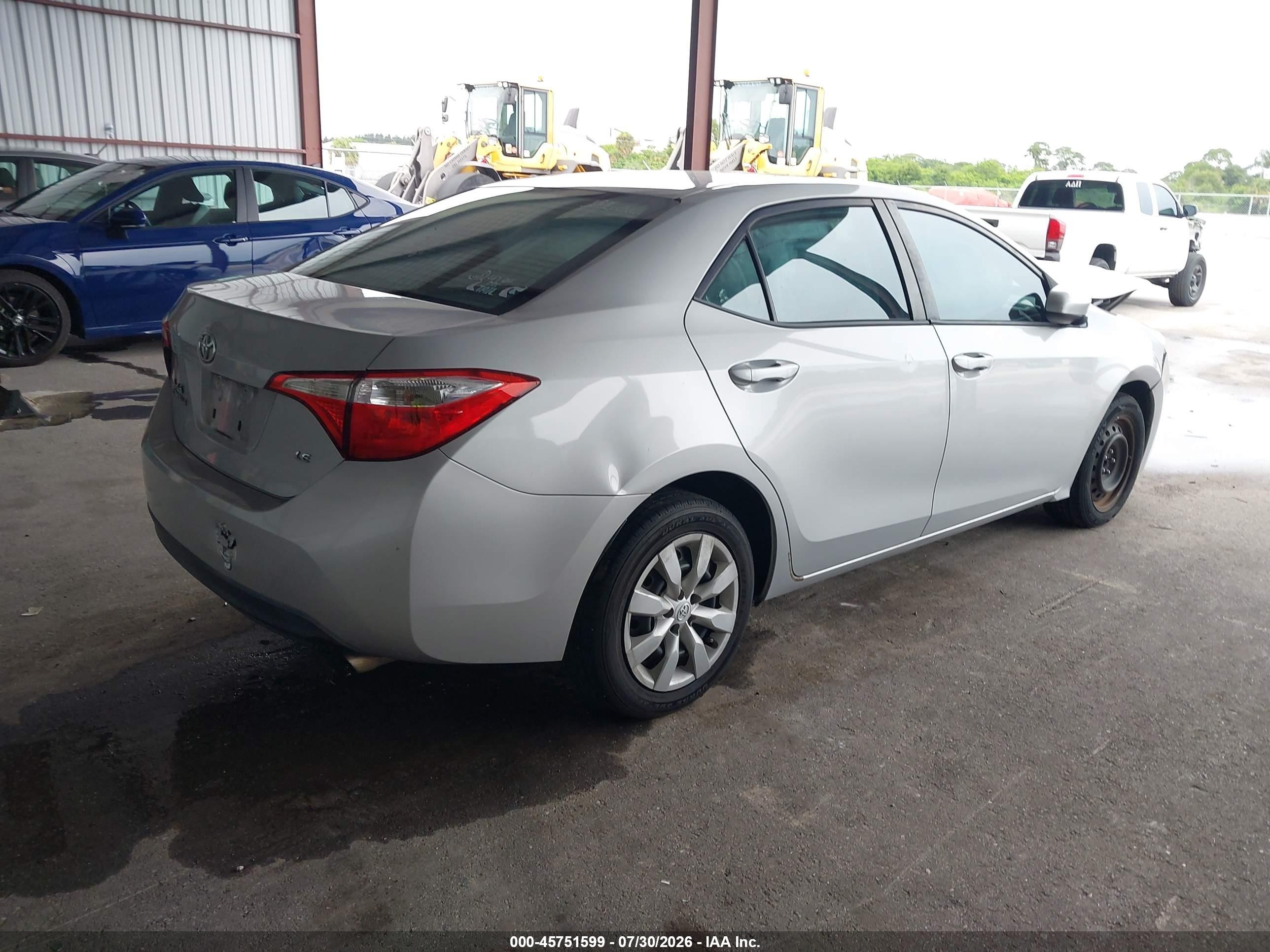 2015 Toyota Corolla Le Silver vin: 2T1BURHEXFC423331