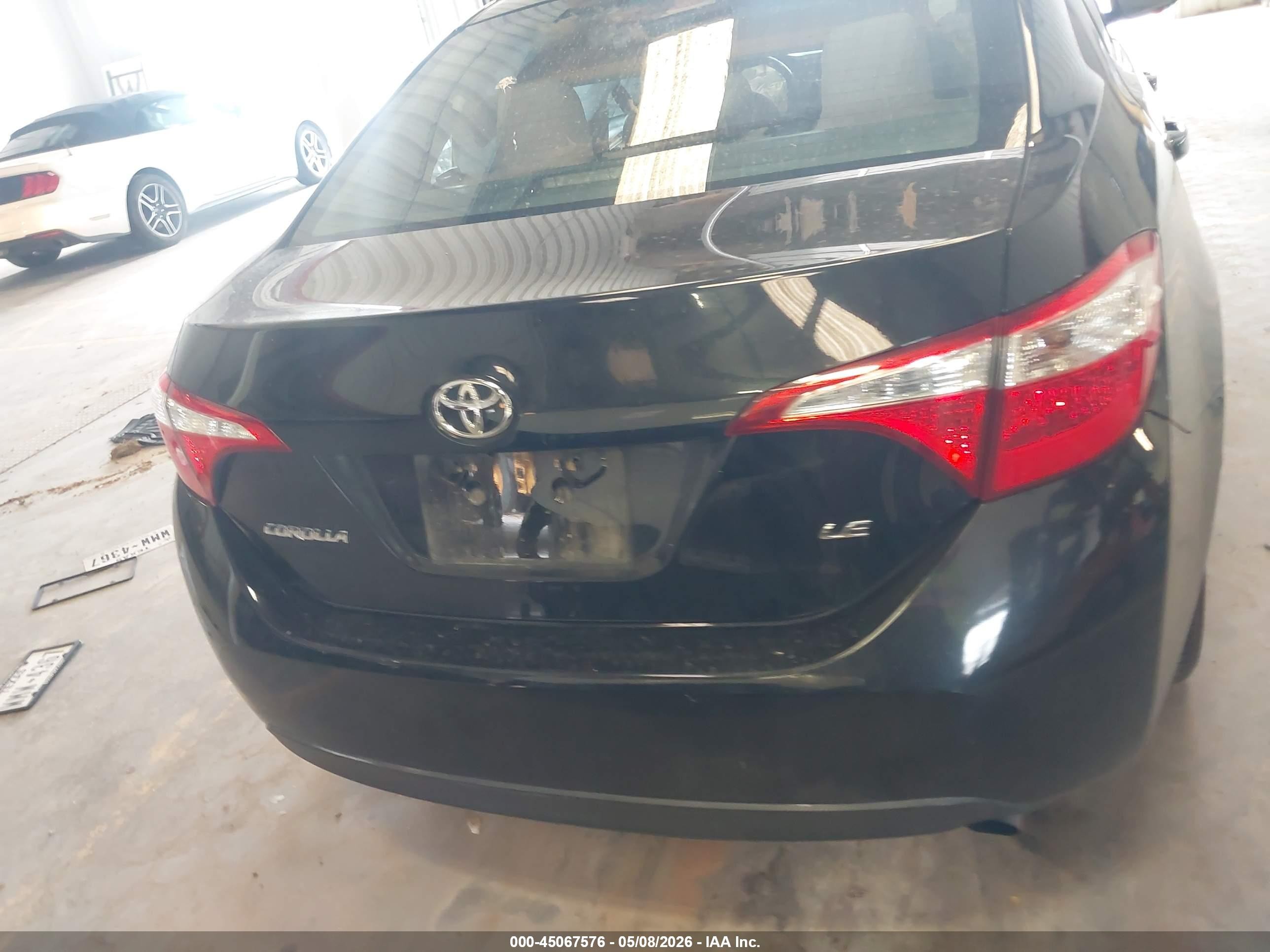 2015 Toyota Corolla Le Black vin: 2T1BURHEXFC426018