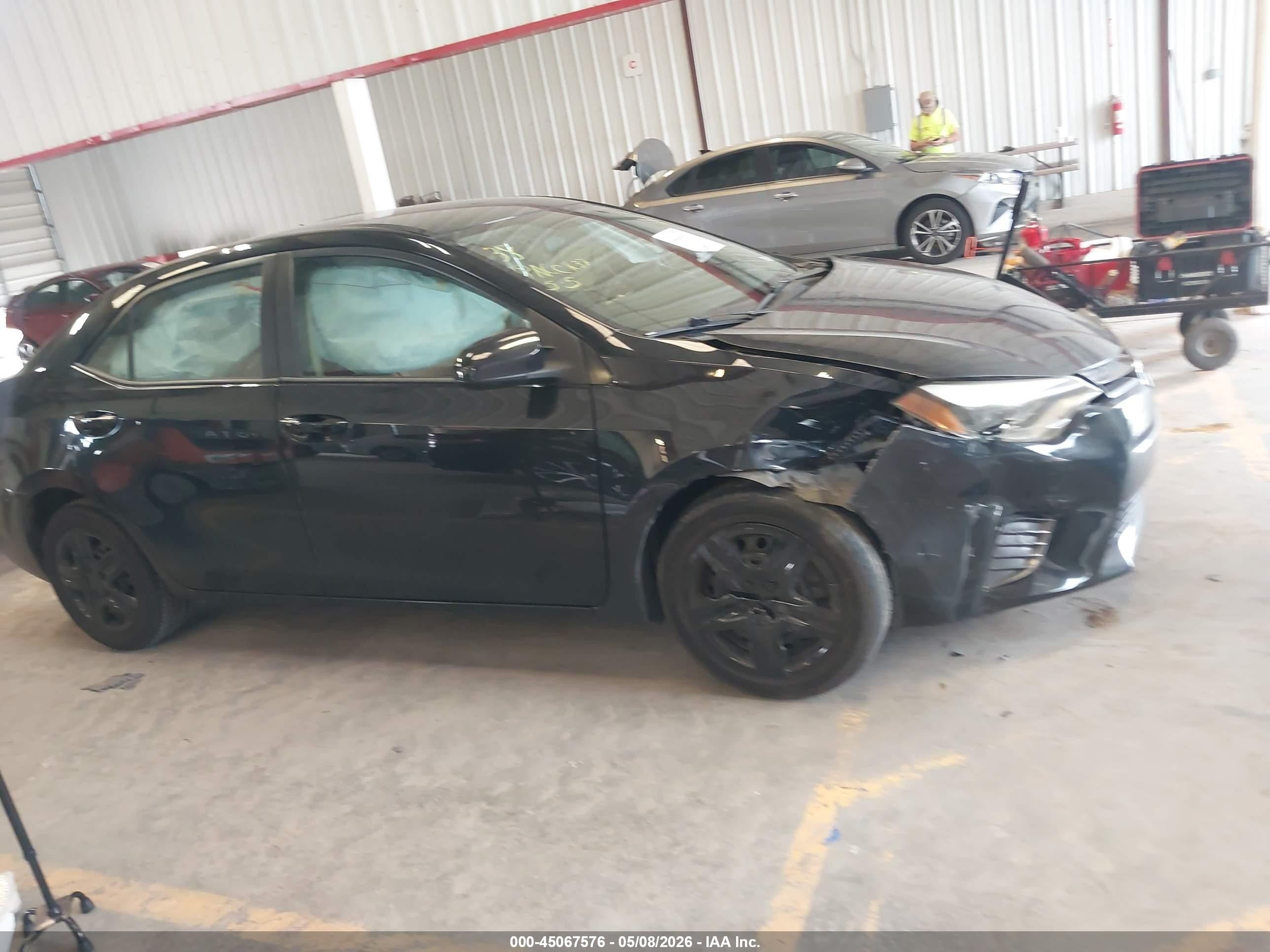 2015 Toyota Corolla Le Black vin: 2T1BURHEXFC426018