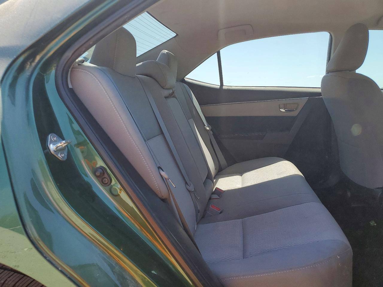 2015 Toyota Corolla Le Зеленый vin: 2T1BURHEXFC428836