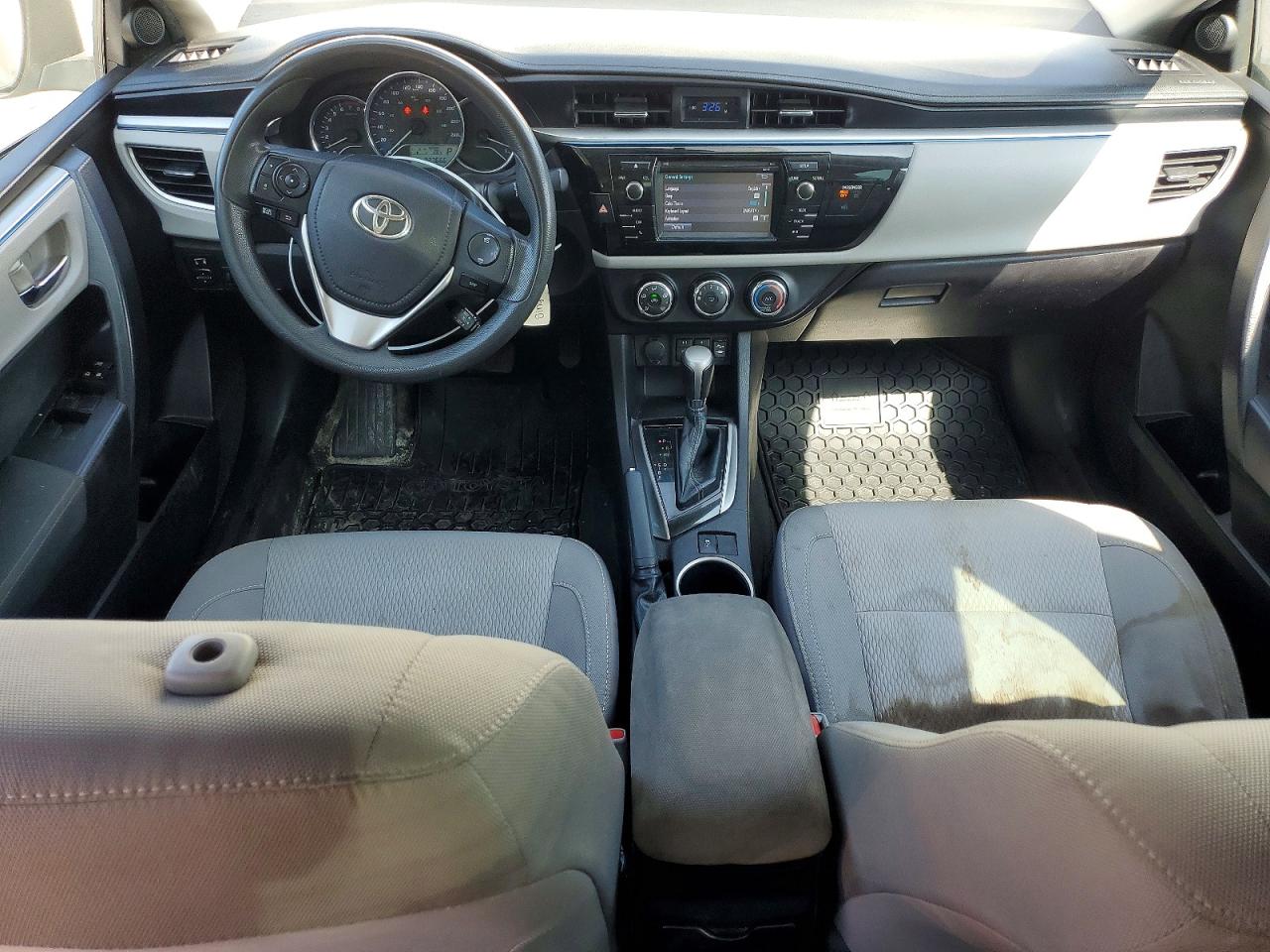 2015 Toyota Corolla L White vin: 2T1BURHEXFC436970