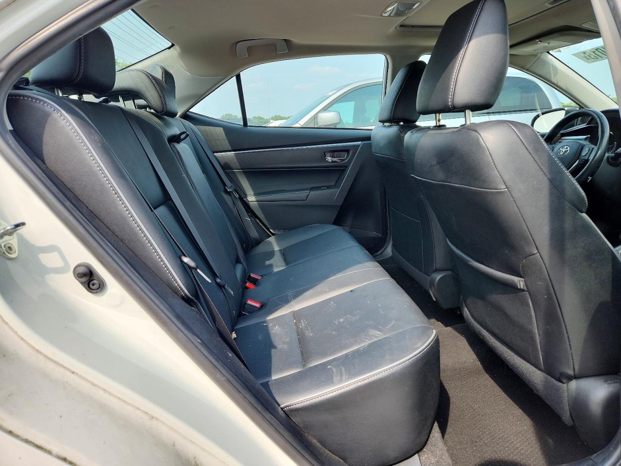 2015 Toyota Corolla S Premium White vin: 2T1BURHEXFC441425