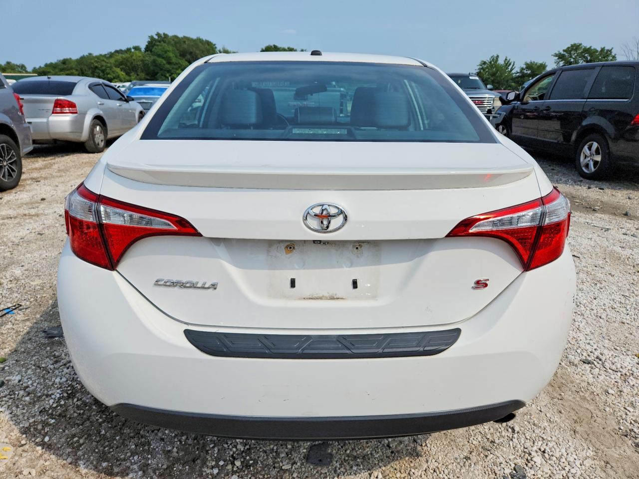 2015 Toyota Corolla S Premium White vin: 2T1BURHEXFC441425