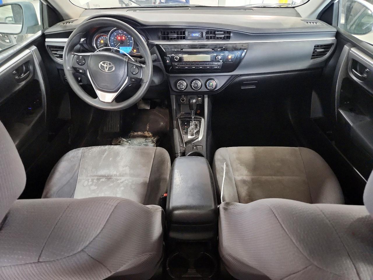 2015 Toyota Corolla L White vin: 2T1BURHEXFC443935