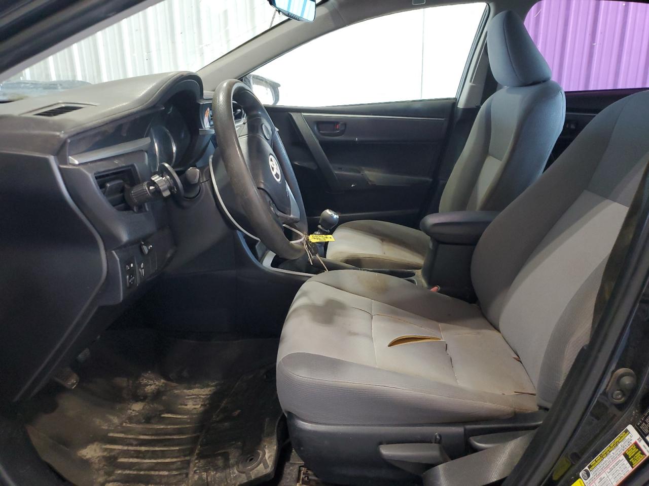 2015 Toyota Corolla L Черный vin: 2T1BURHEXFC447032 Damage: Left Front Seat Cushion, Torn, 9 To 10 Inches