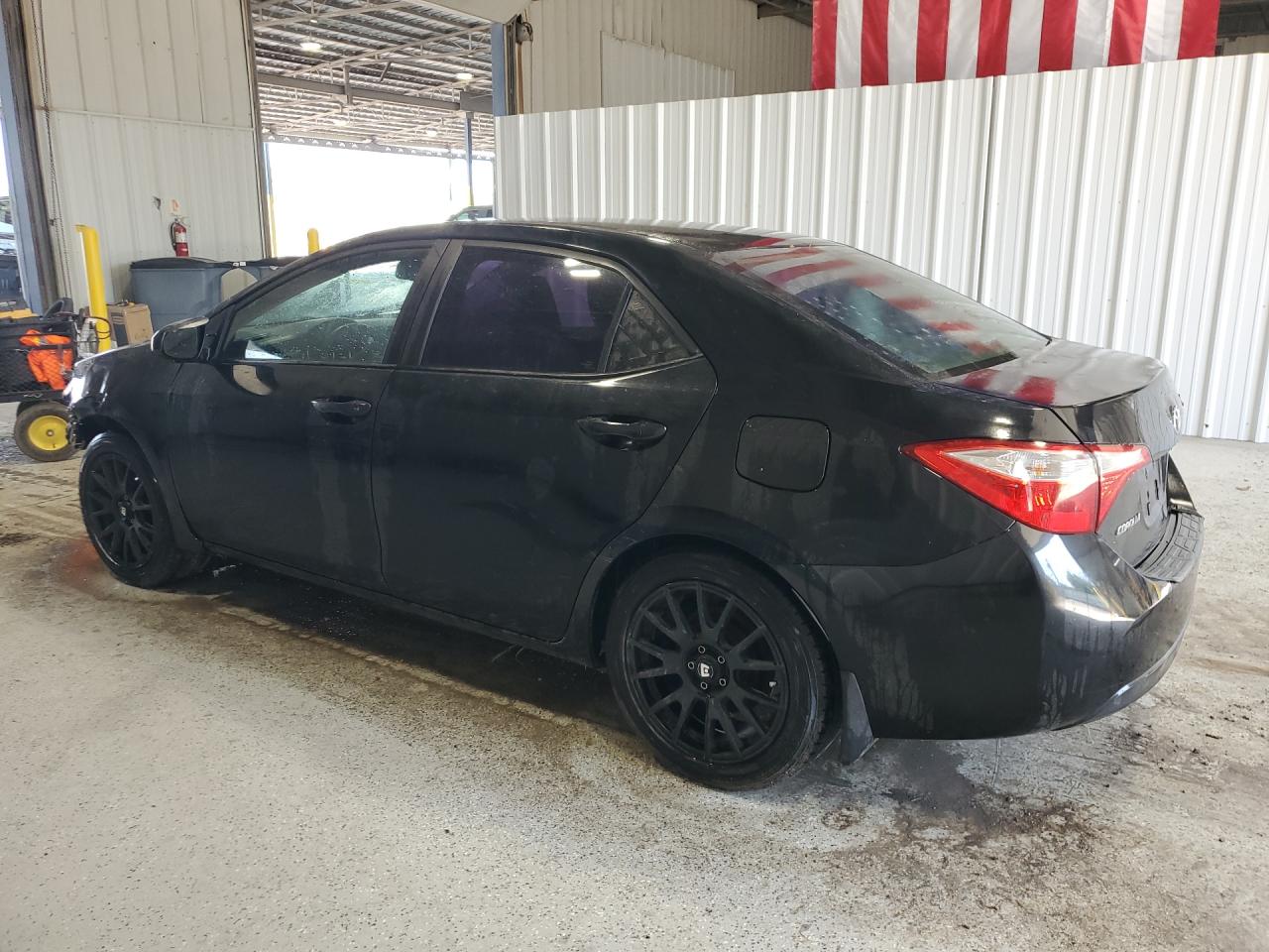 2015 Toyota Corolla L Черный vin: 2T1BURHEXFC447032 Damage: Left Rear Door, Heavy Scratch, 5 To 6 Inches