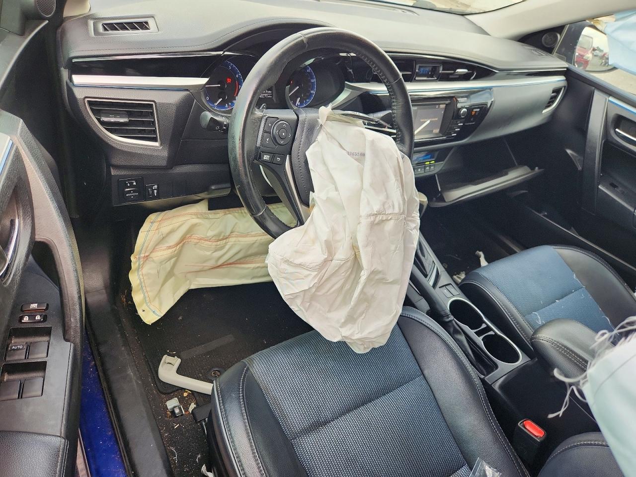 2015 Toyota Corolla S Plus Blue vin: 2T1BURHEXFC454434