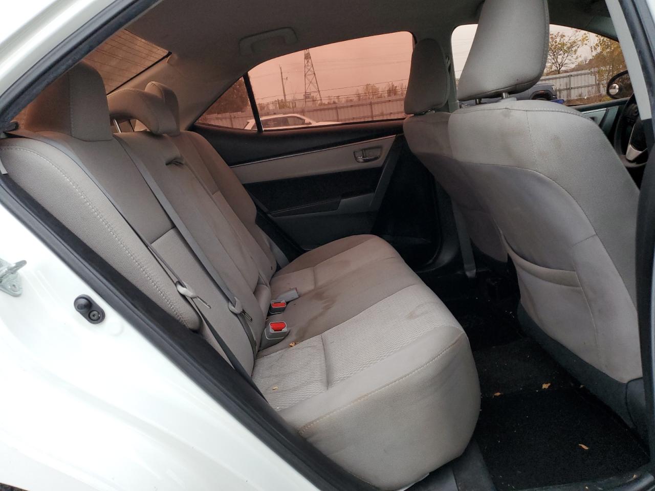 2015 Toyota Corolla L White vin: 2T1BURHEXFC459441