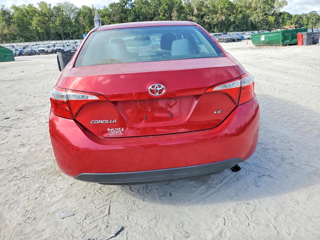 2015 Toyota Corolla Le Red vin: 2T1BURHEXFC468852