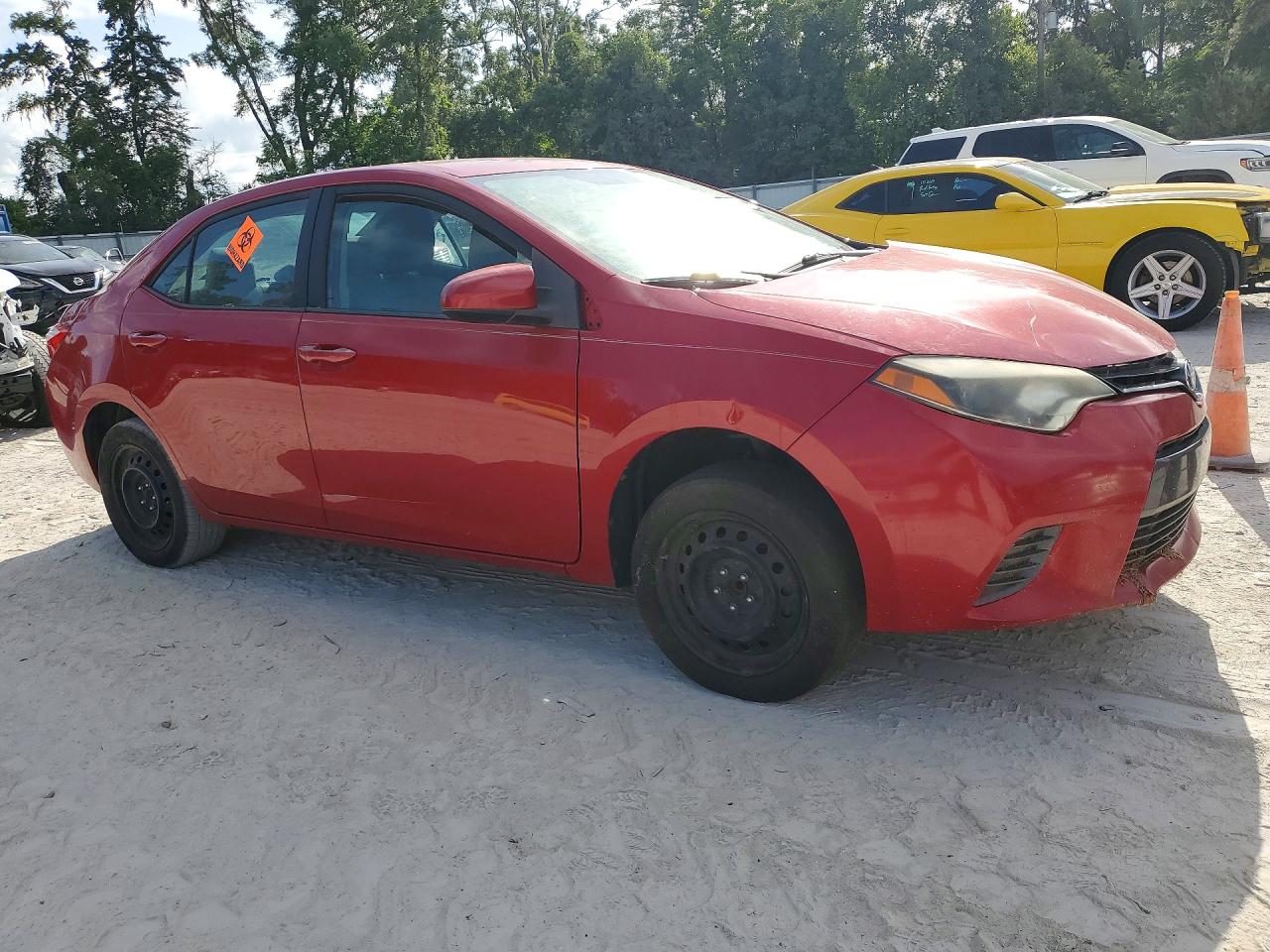 2015 Toyota Corolla Le Red vin: 2T1BURHEXFC468852
