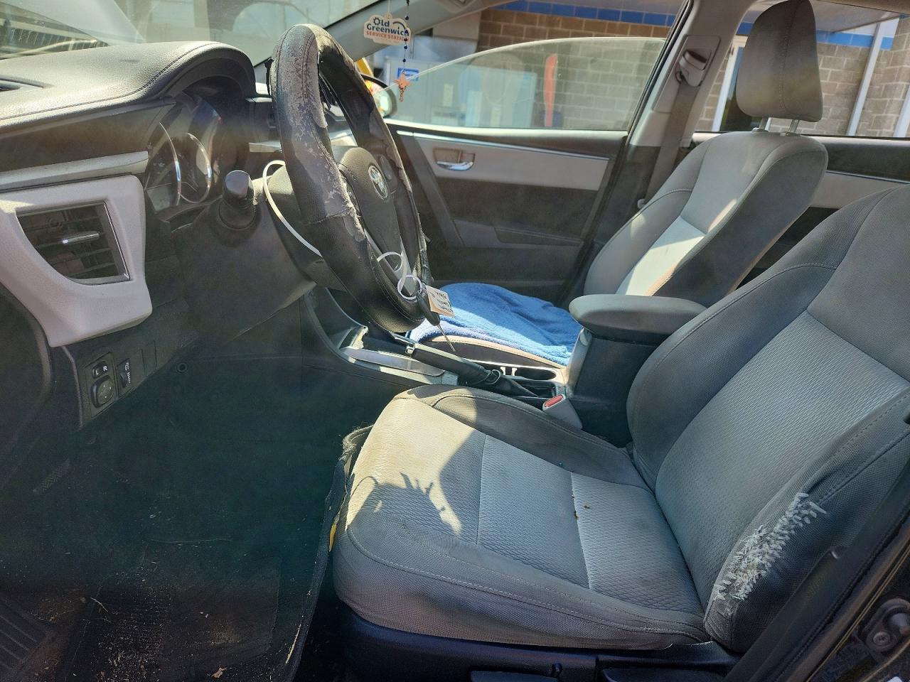 2016 Toyota Corolla Le Plus Black vin: 2T1BURHEXGC539890