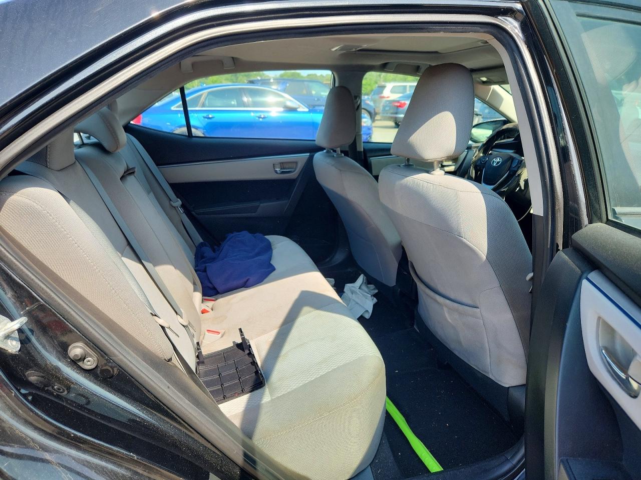 2016 Toyota Corolla Le Plus Black vin: 2T1BURHEXGC539890