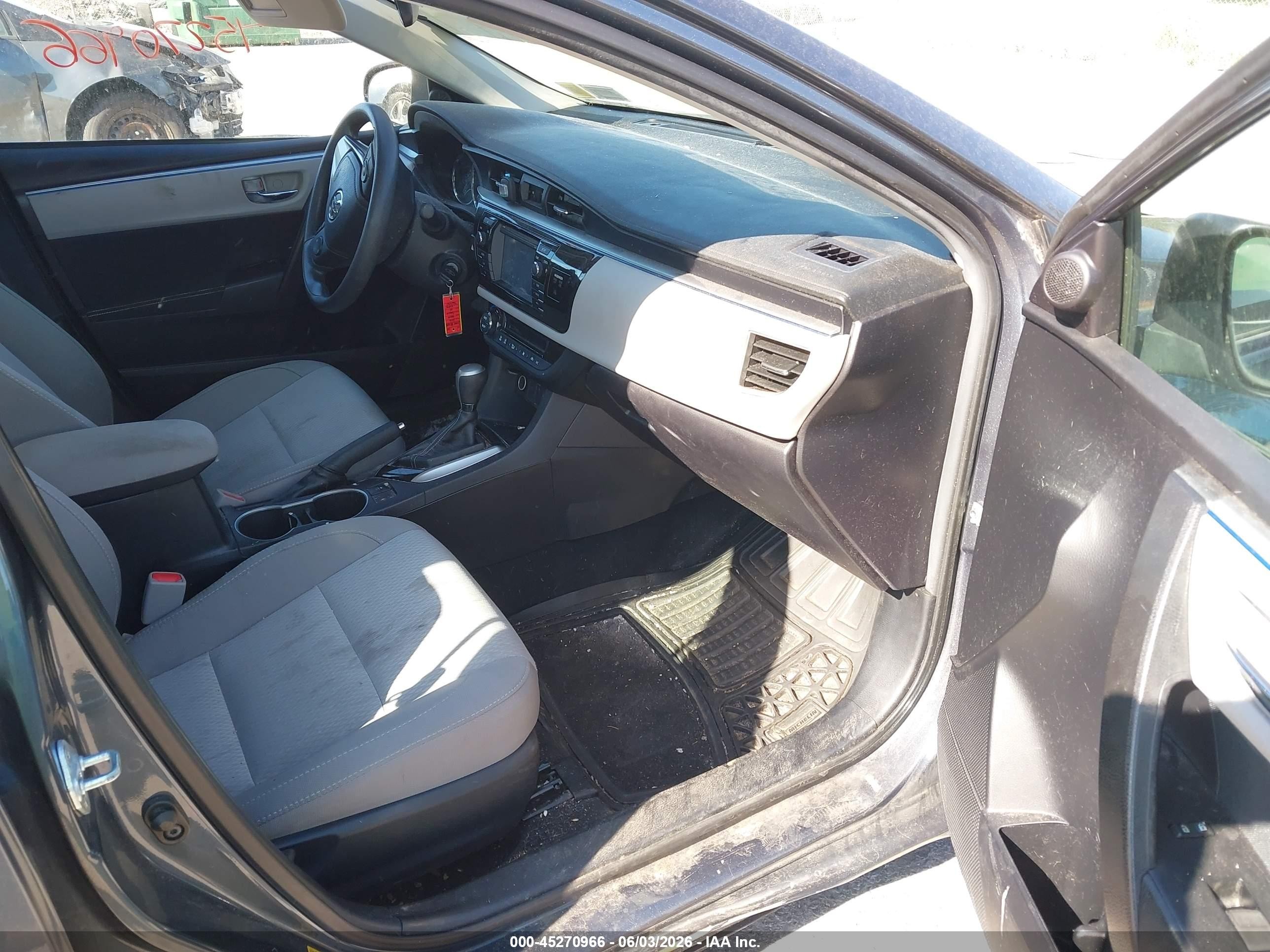 2016 Toyota Corolla Le Gray vin: 2T1BURHEXGC732430
