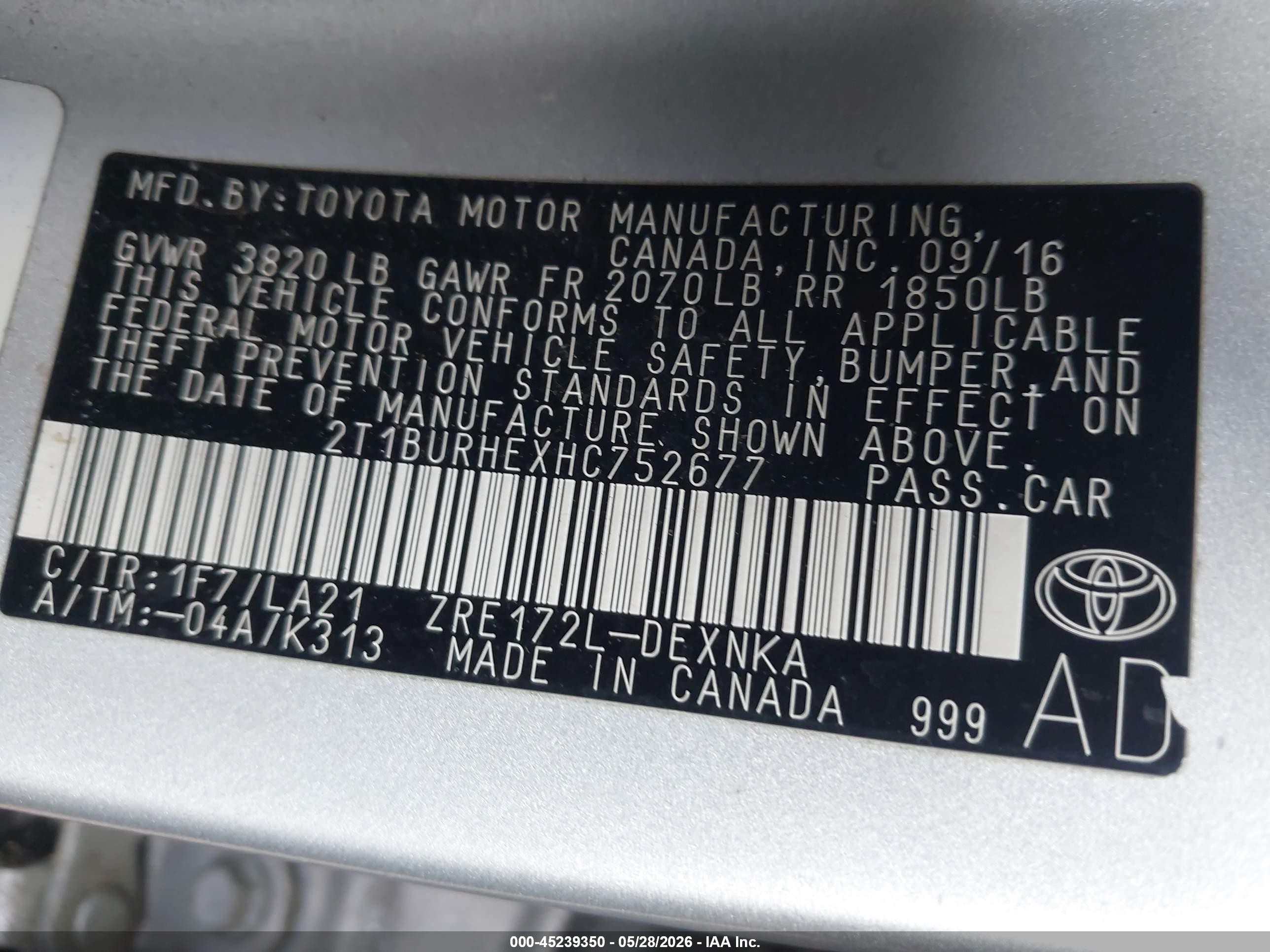 2017 Toyota Corolla Xle Silver vin: 2T1BURHEXHC752677