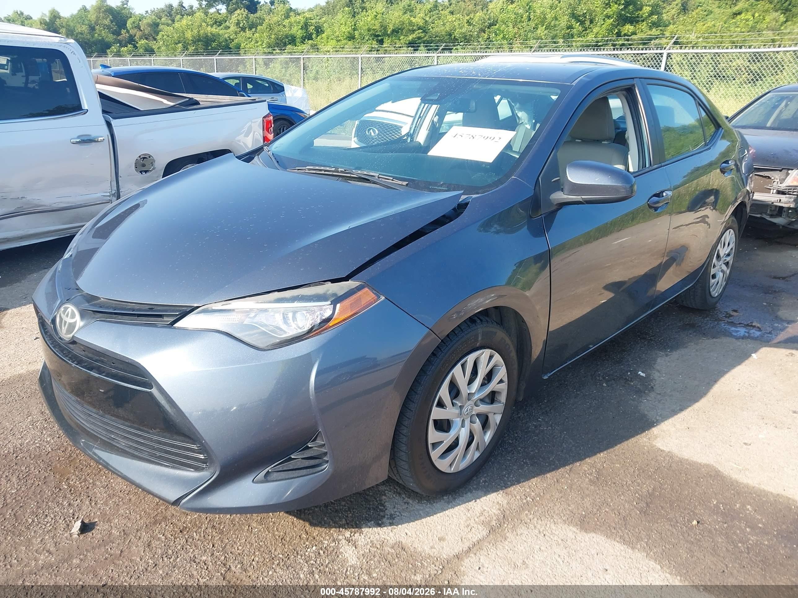 2017 Toyota Corolla Le Gray vin: 2T1BURHEXHC829029