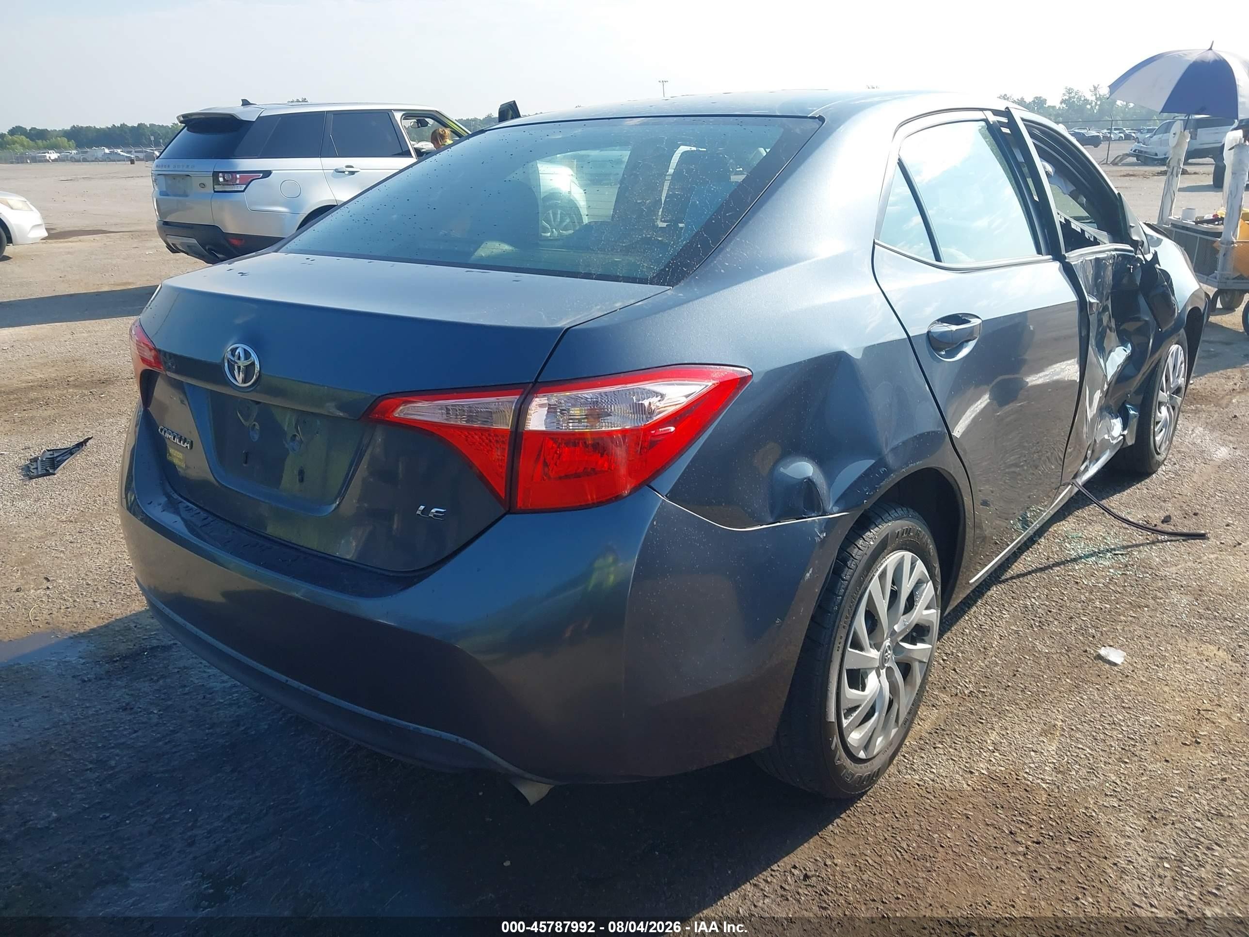 2017 Toyota Corolla Le Gray vin: 2T1BURHEXHC829029