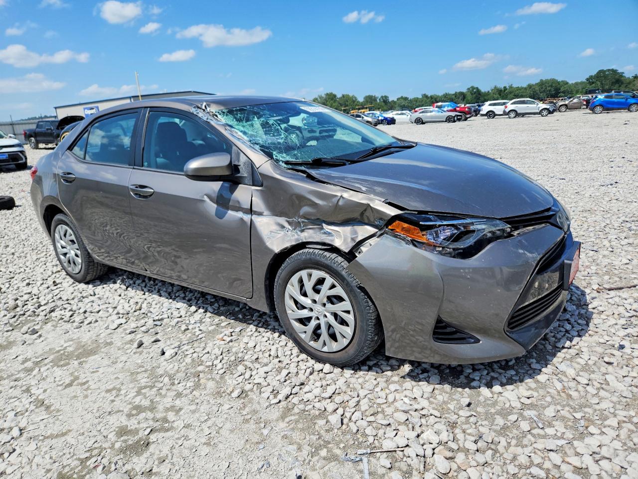 2017 Toyota Corolla Le Серый vin: 2T1BURHEXHC858904