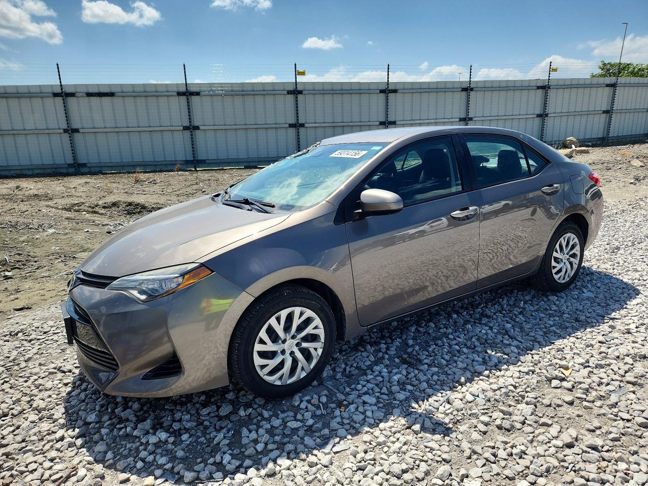 2017 Toyota Corolla Le Серый vin: 2T1BURHEXHC858904