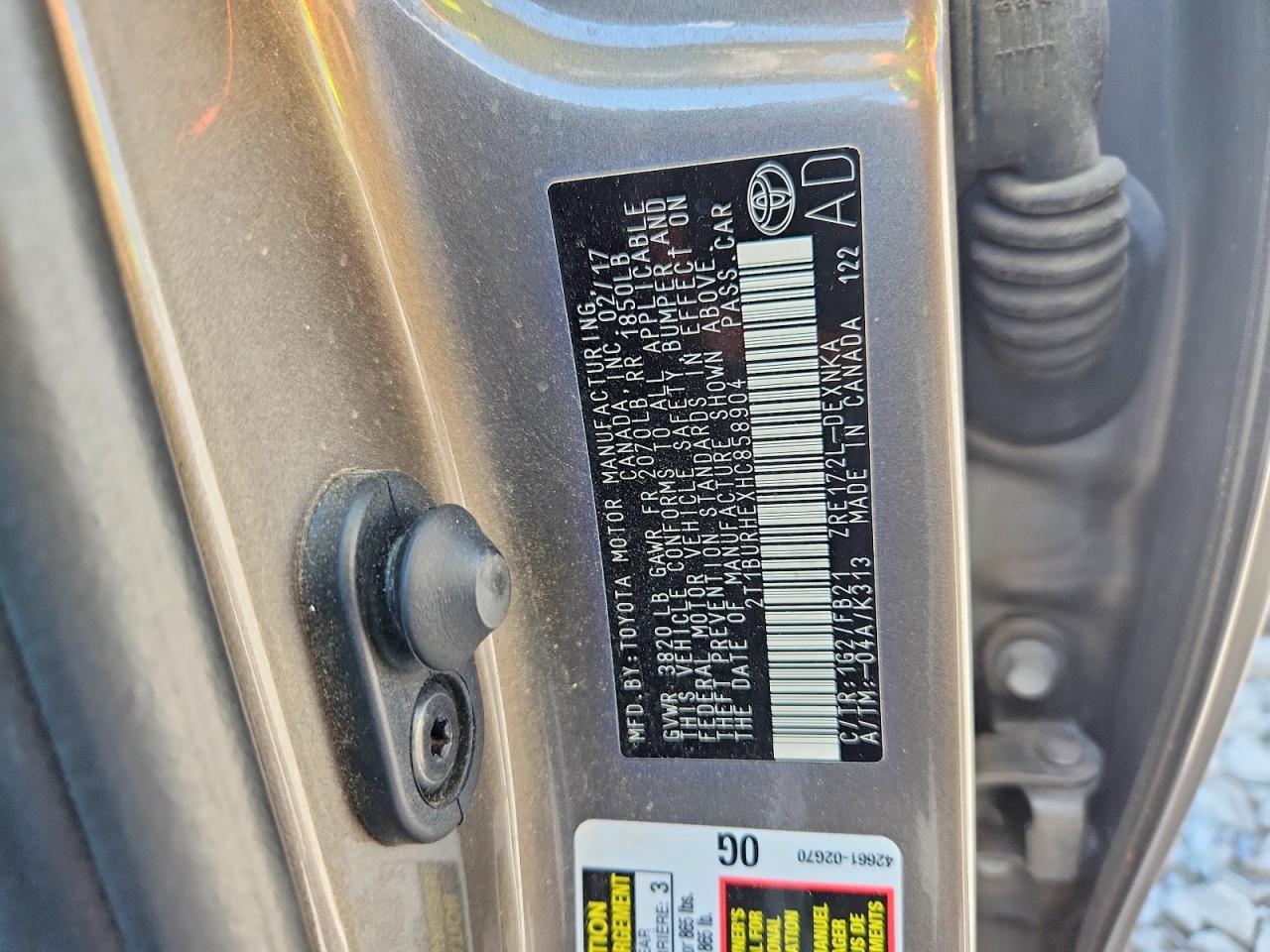 2017 Toyota Corolla Le Серый vin: 2T1BURHEXHC858904