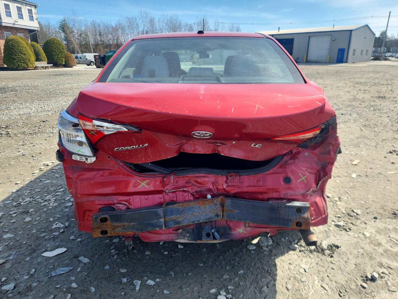2017 Toyota Corolla Le Red vin: 2T1BURHEXHC895774