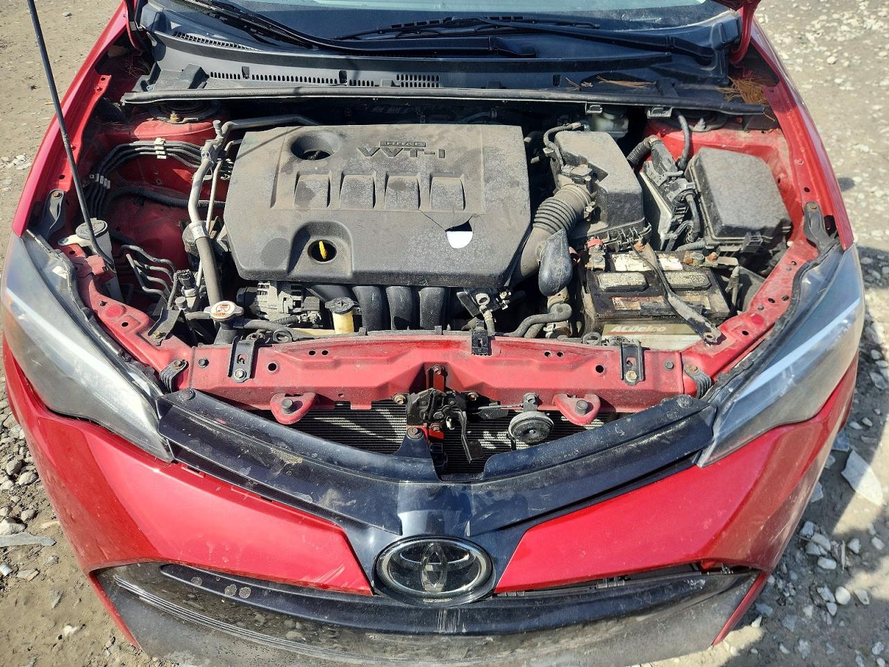 2017 Toyota Corolla Le Red vin: 2T1BURHEXHC895774