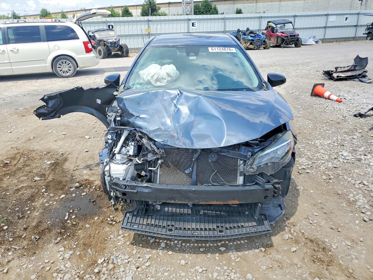 2018 Toyota Corolla Le Blue vin: 2T1BURHEXJC036352