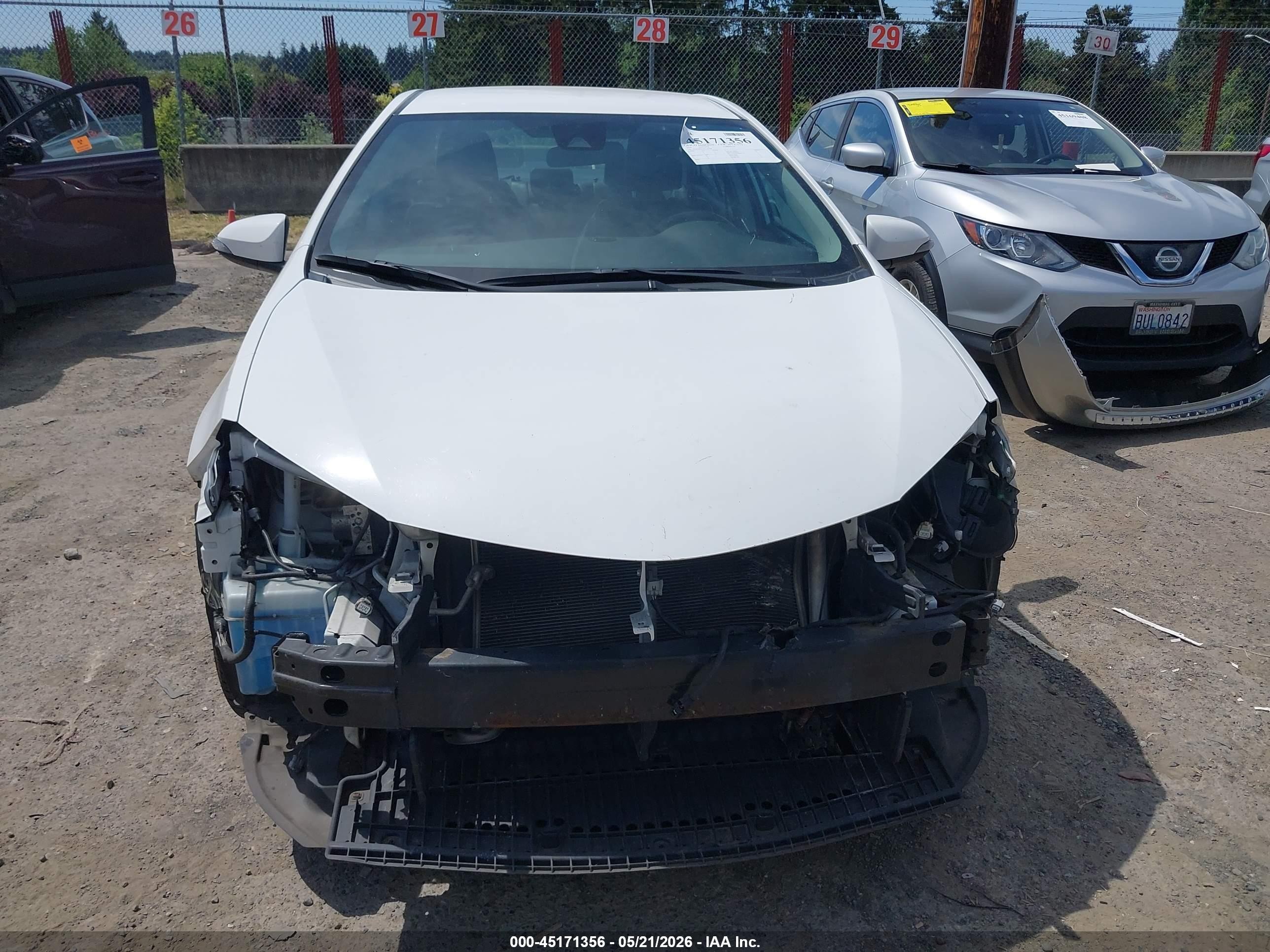 2019 Toyota Corolla Se White vin: 2T1BURHEXKC163958