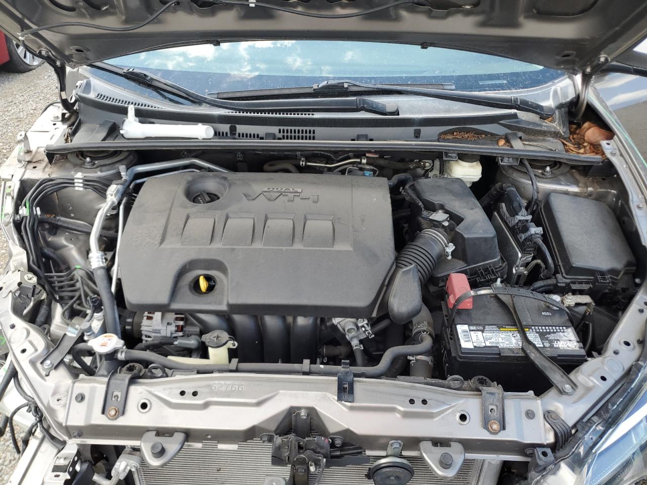 2019 Toyota Corolla L   Gray vin: 2T1BURHEXKC184583