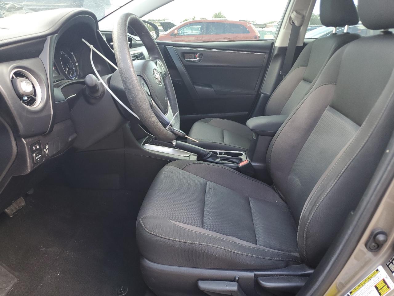 2019 Toyota Corolla L   Gray vin: 2T1BURHEXKC184583