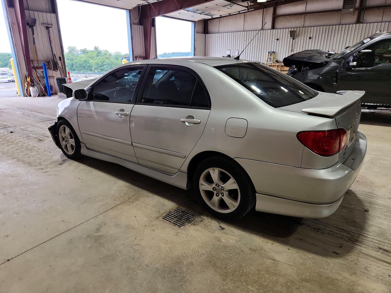 2006 Toyota Corolla Silver vin: 2T1BY30E46C550833