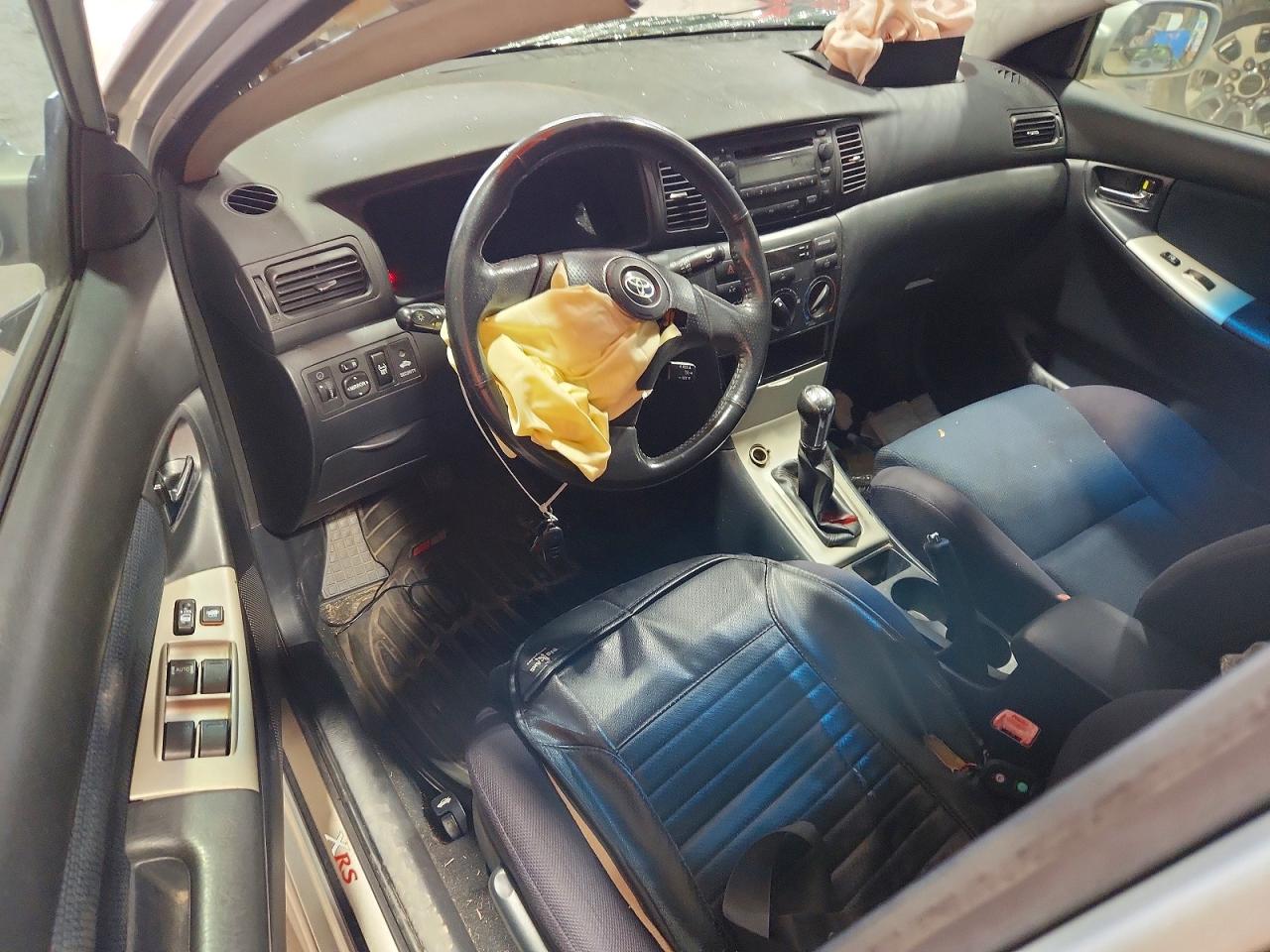 2006 Toyota Corolla Silver vin: 2T1BY30E46C550833