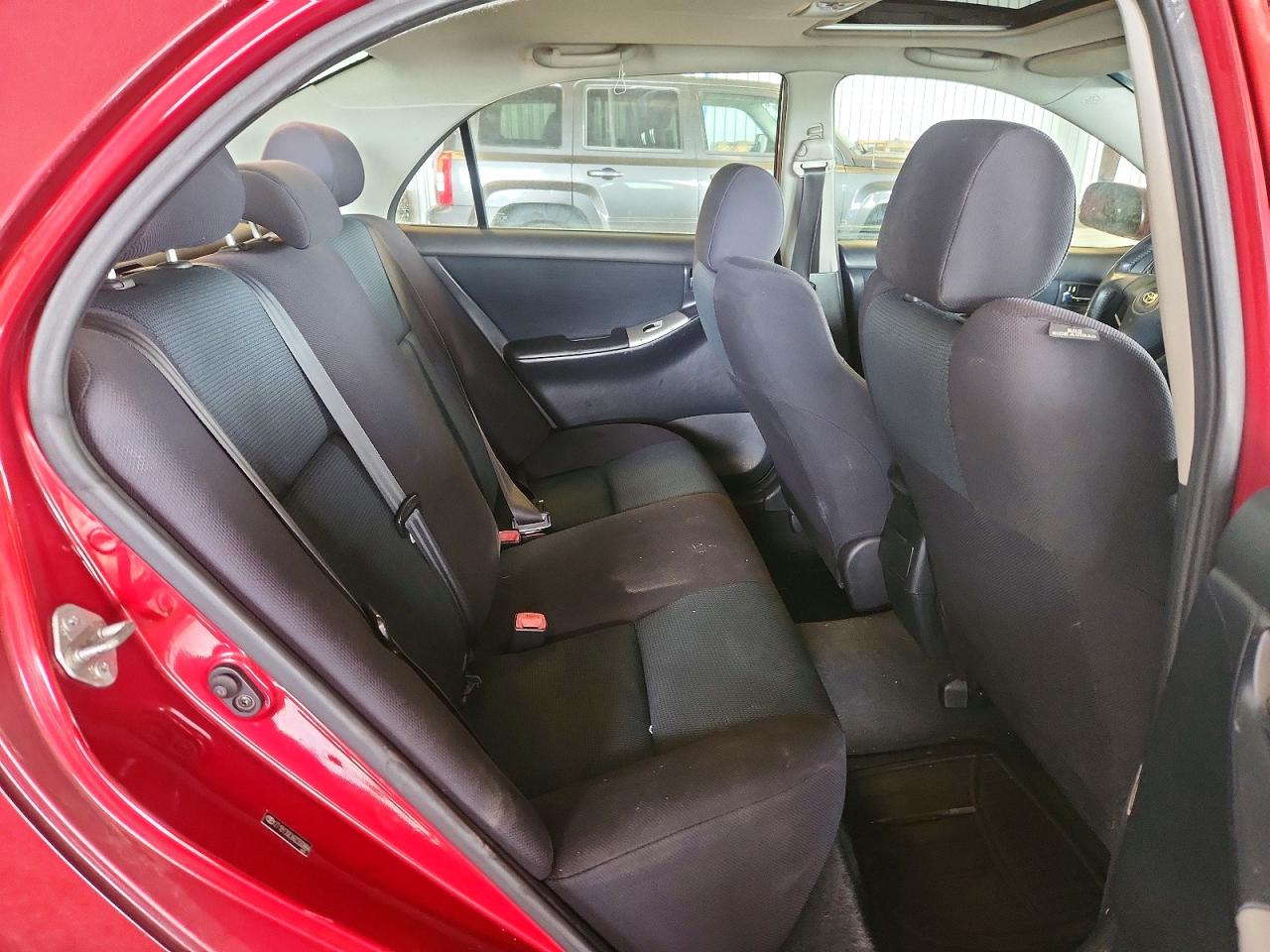 2006 Toyota Corolla Xrs Maroon vin: 2T1BY30EX6C550884
