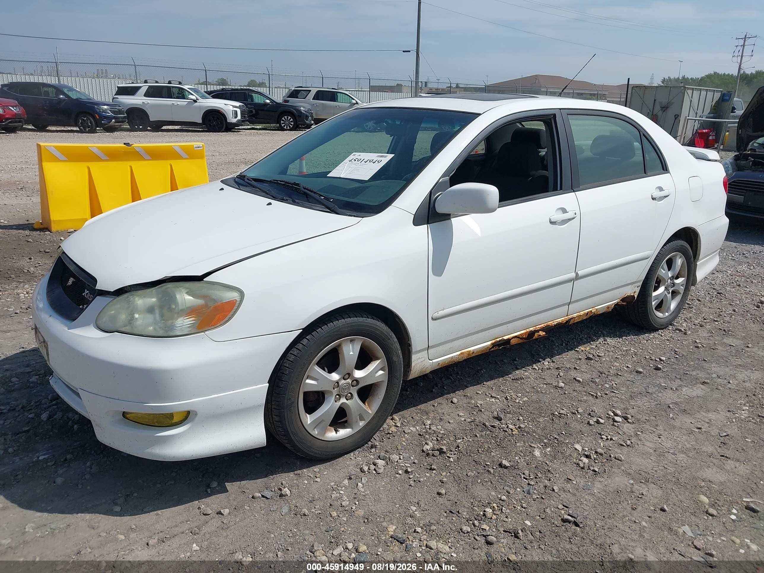 2005 Toyota Corolla Xrs White vin: 2T1BY32E15C353789