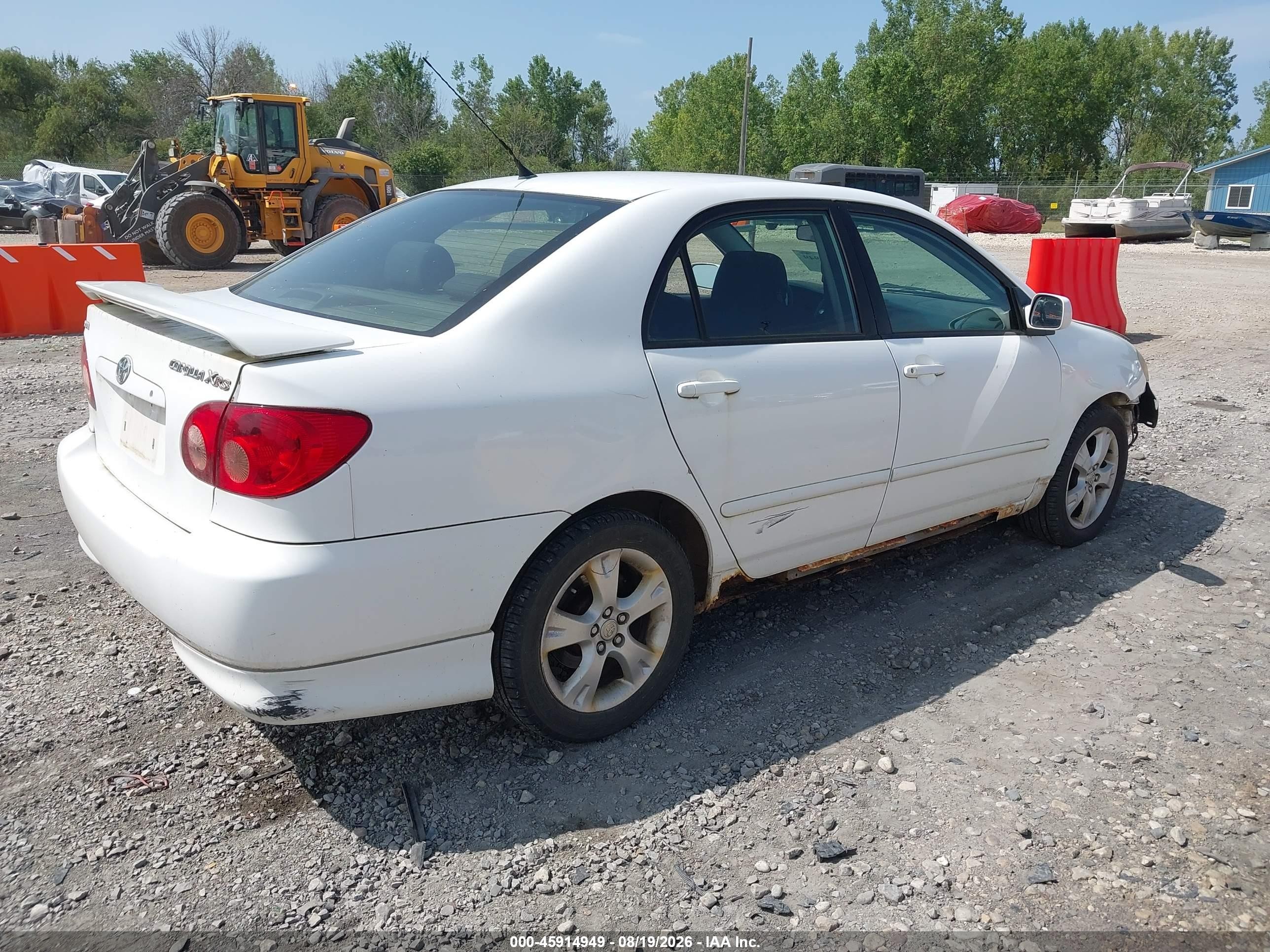 2005 Toyota Corolla Xrs White vin: 2T1BY32E15C353789