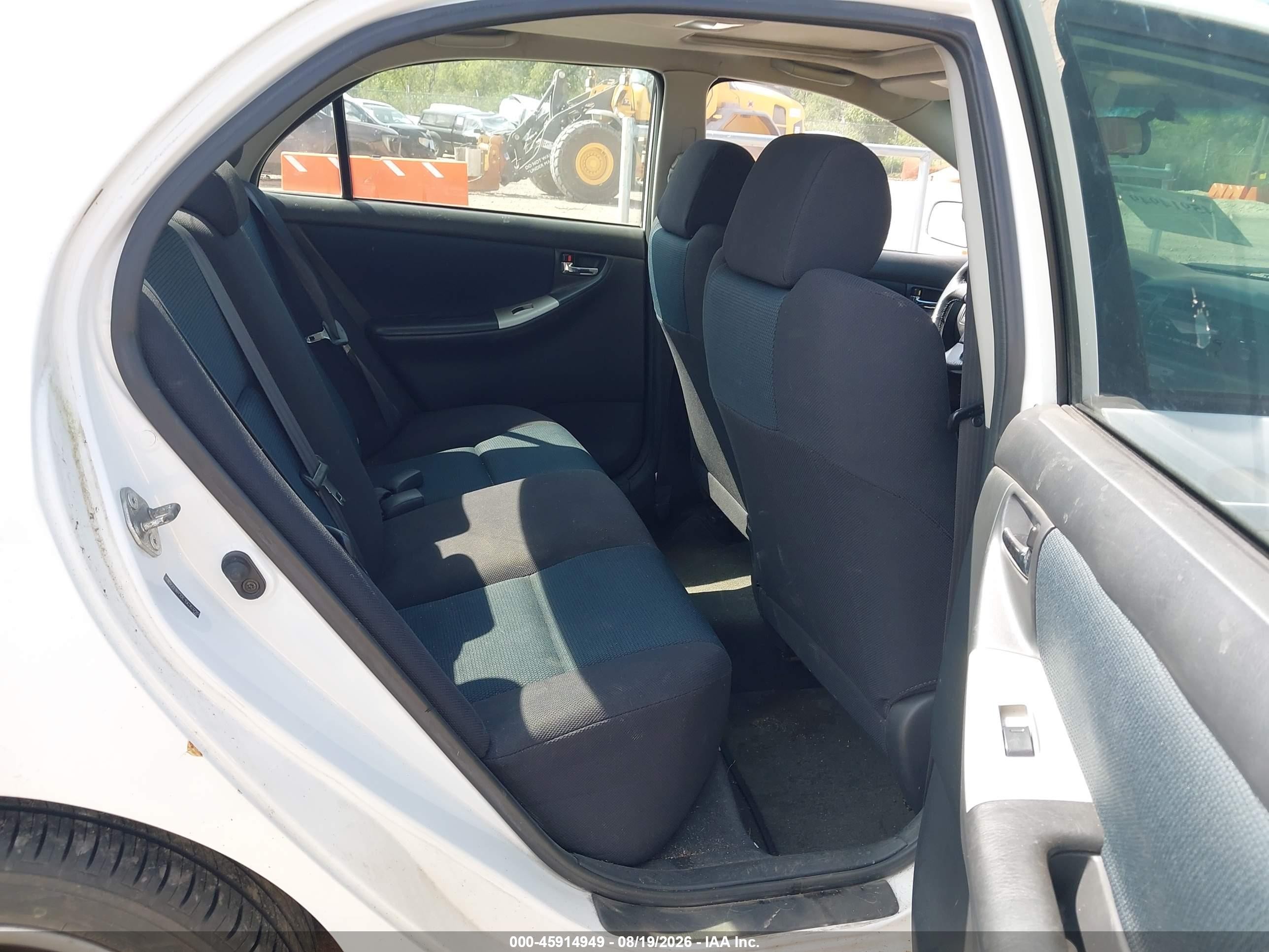 2005 Toyota Corolla Xrs White vin: 2T1BY32E15C353789