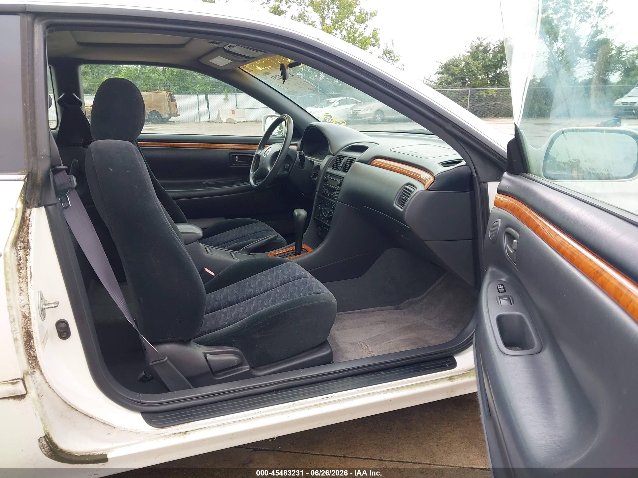 2002 Toyota Camry Solara Se White vin: 2T1CE22P02C017149