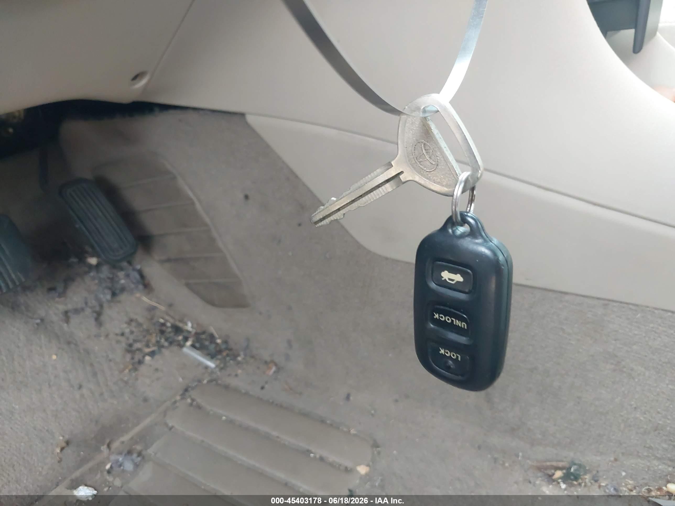 2003 Toyota Camry Solara Se Синий vin: 2T1CE22P13C018182