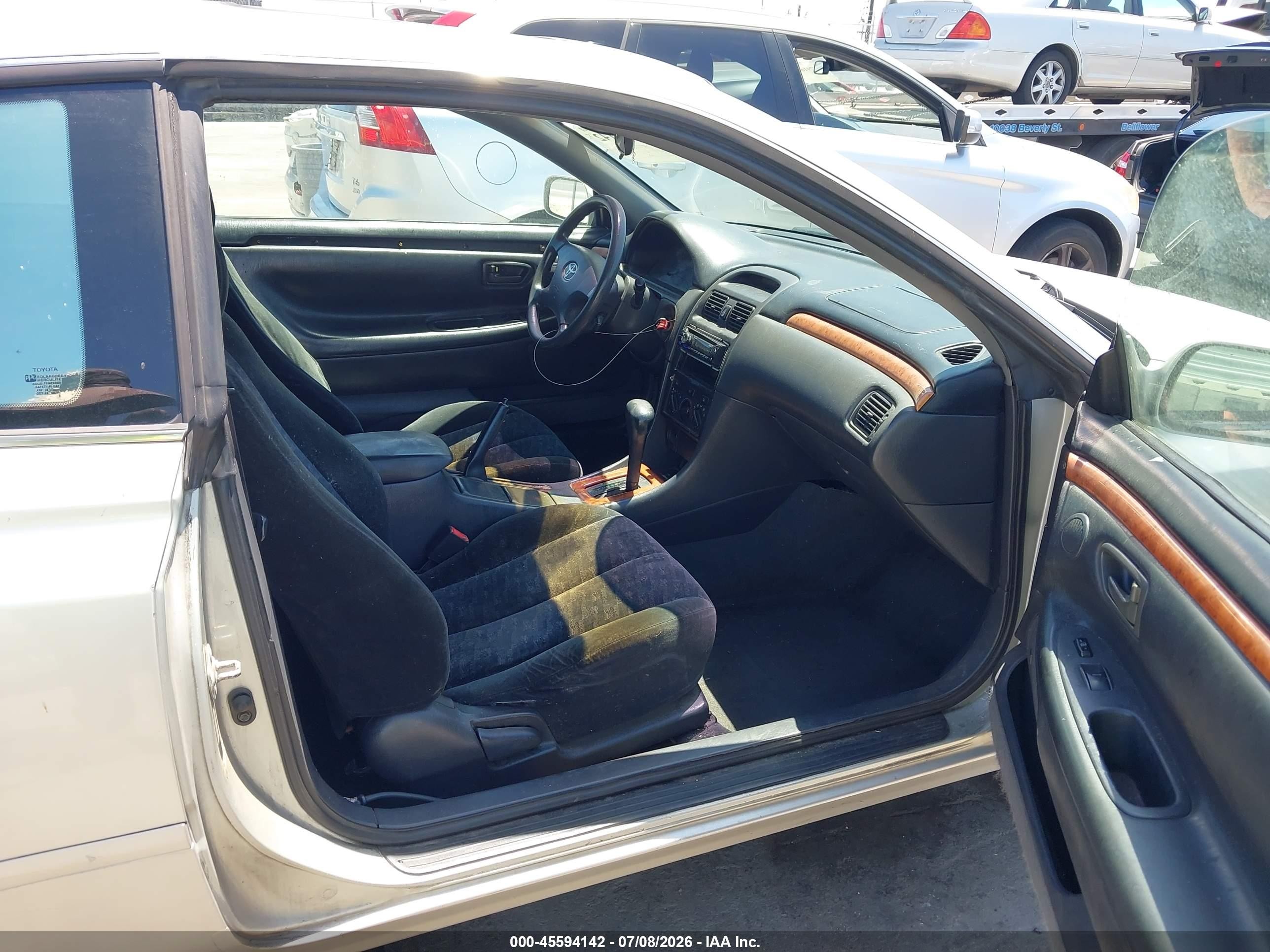 2002 Toyota Camry Solara Se Gray vin: 2T1CE22P52C003201