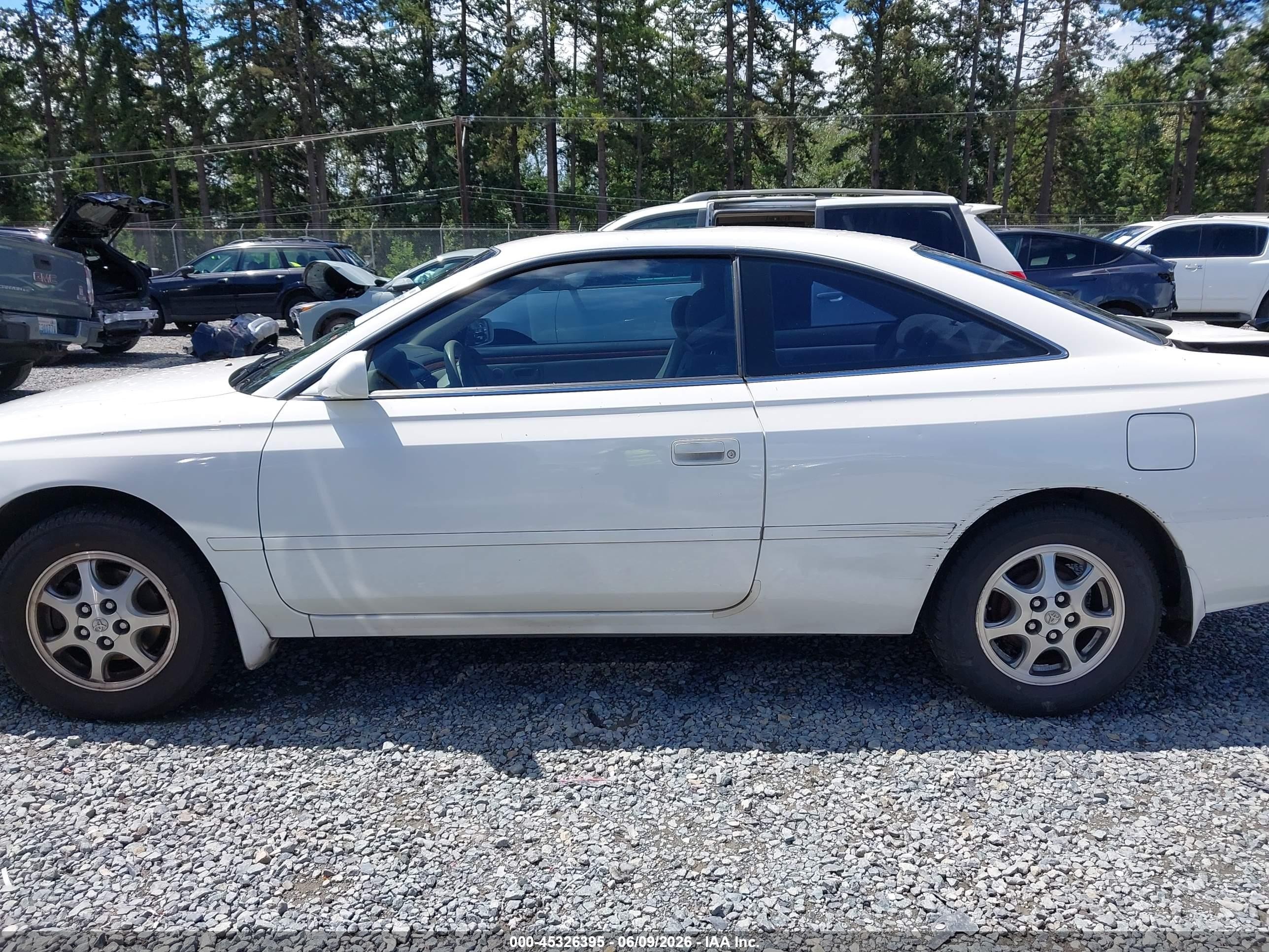 2002 Toyota Camry Solara Se Белый vin: 2T1CE28PX2C010698