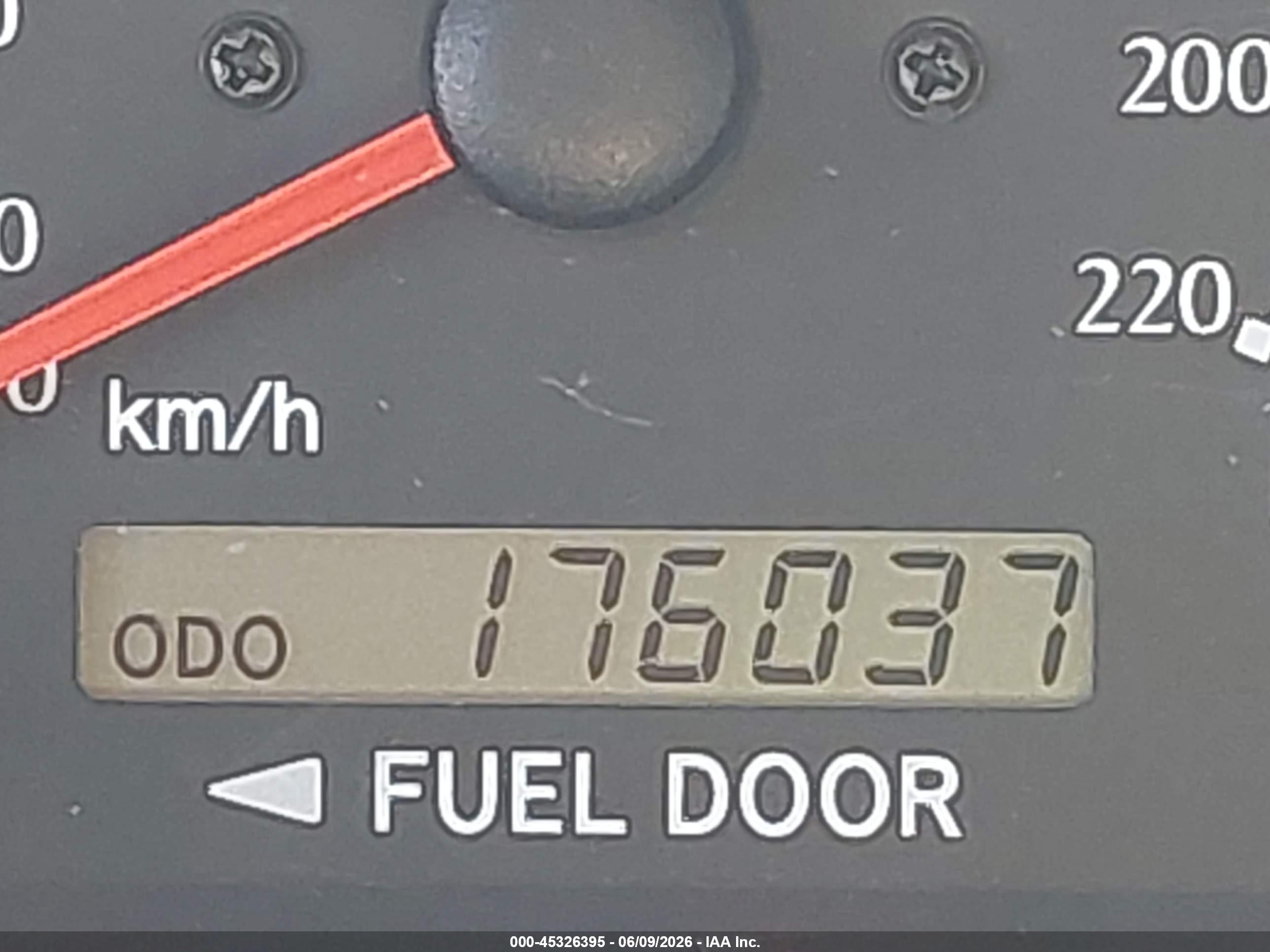 2002 Toyota Camry Solara Se Белый vin: 2T1CE28PX2C010698