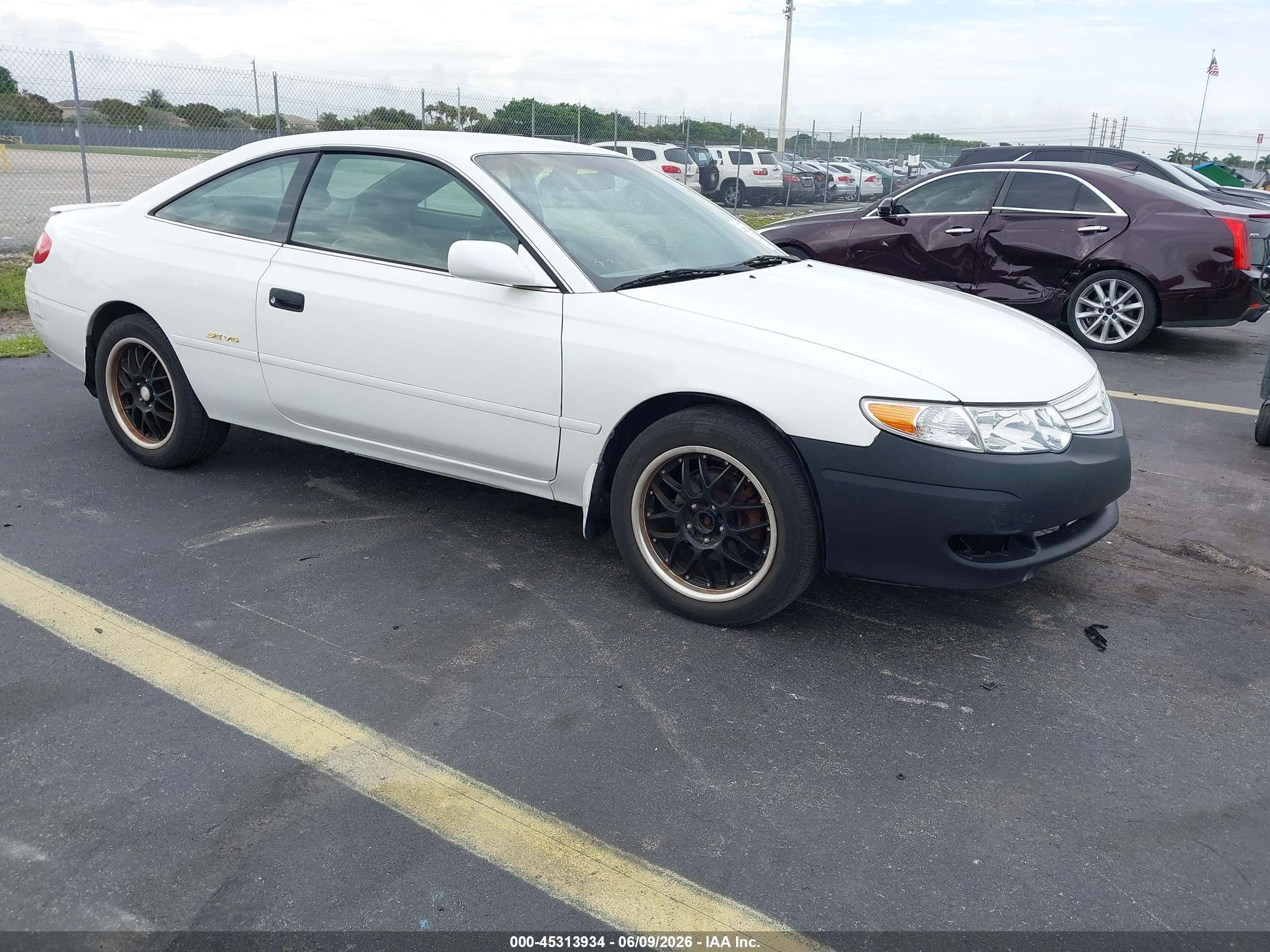 2002 Toyota Camry Solara Se V6 White vin: 2T1CF22P32C550870