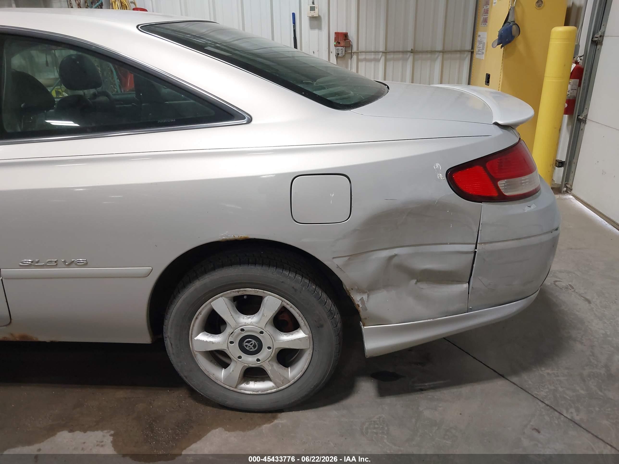 2000 Toyota Camry Solara Sle V6 Silver vin: 2T1CF22P3YC275929