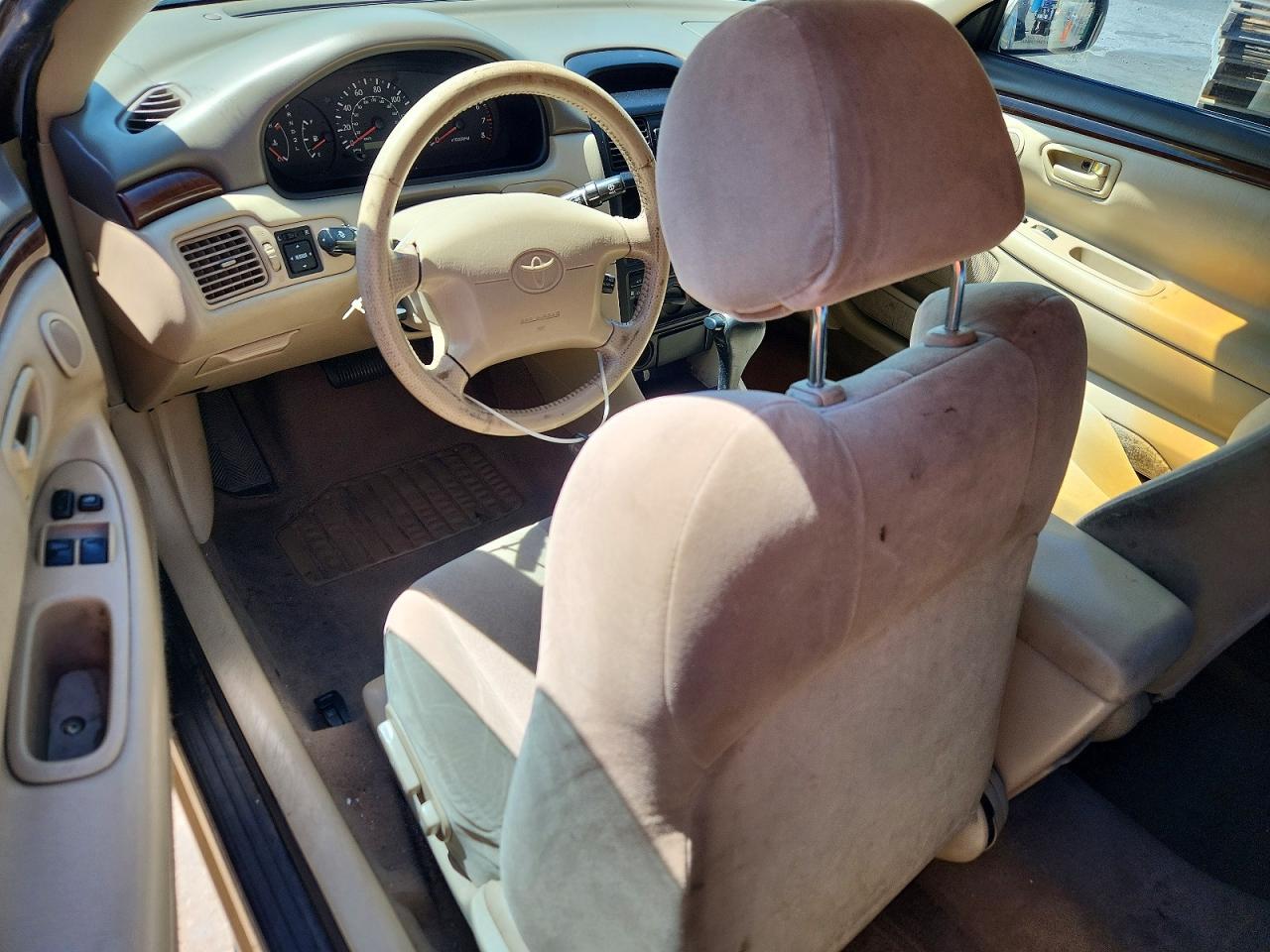 2000 Toyota Camry Solara Se V6 Gold vin: 2T1CF22P4YC416765