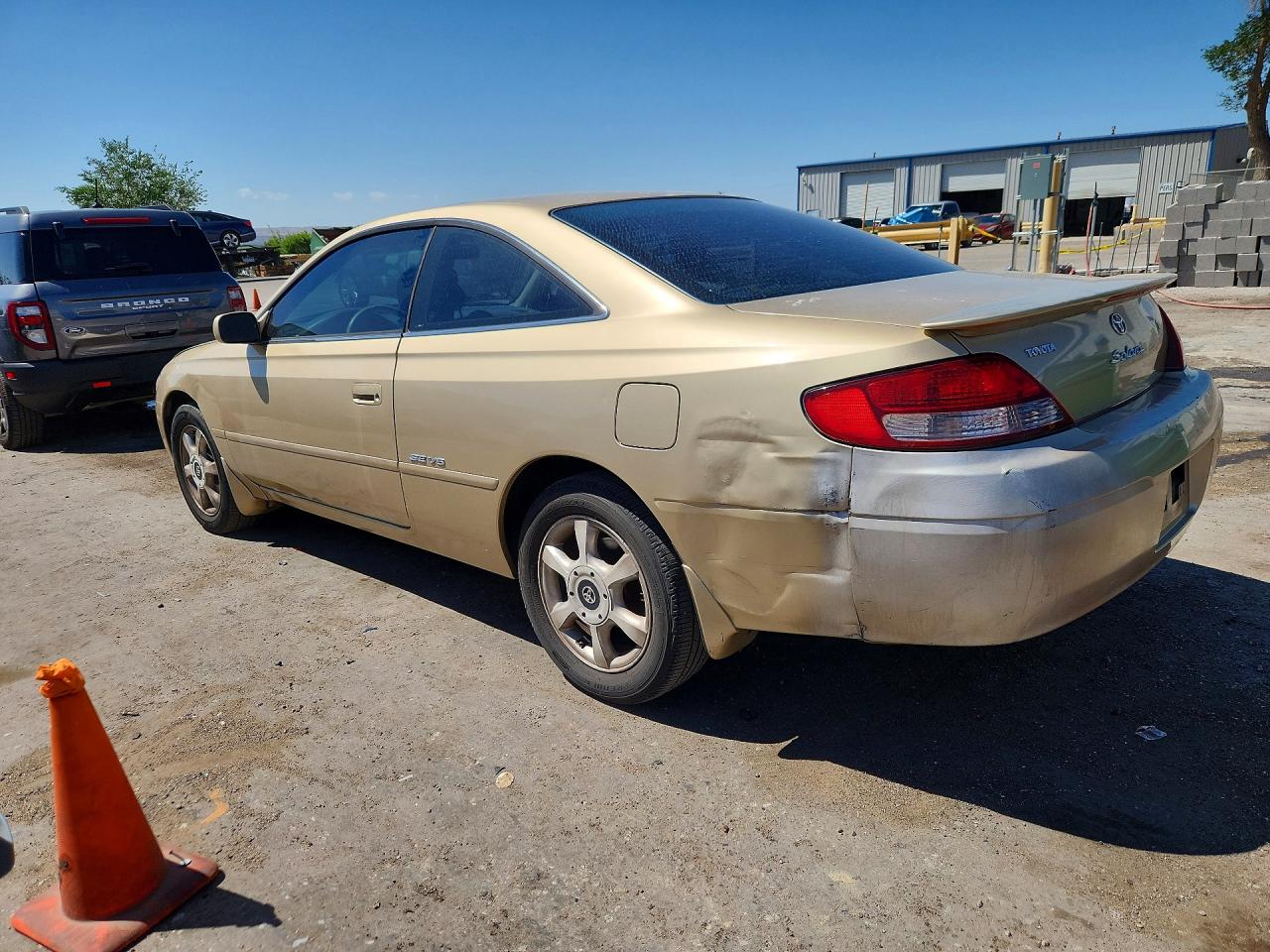 2000 Toyota Camry Solara Se V6 Gold vin: 2T1CF22P4YC416765