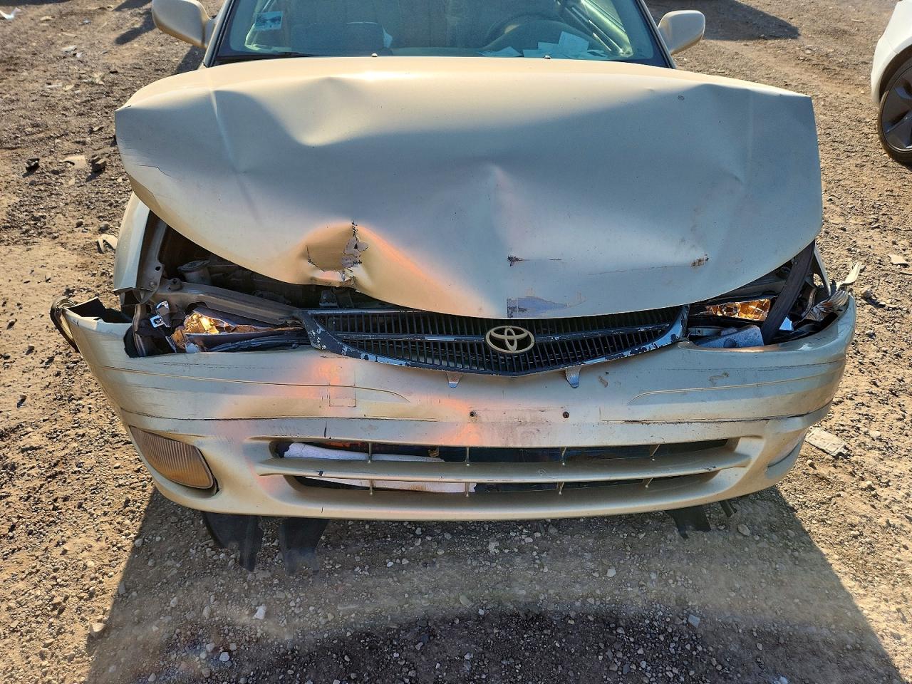 2001 Toyota Camry Solara Sle V6 Золотой vin: 2T1CF22P71C450625