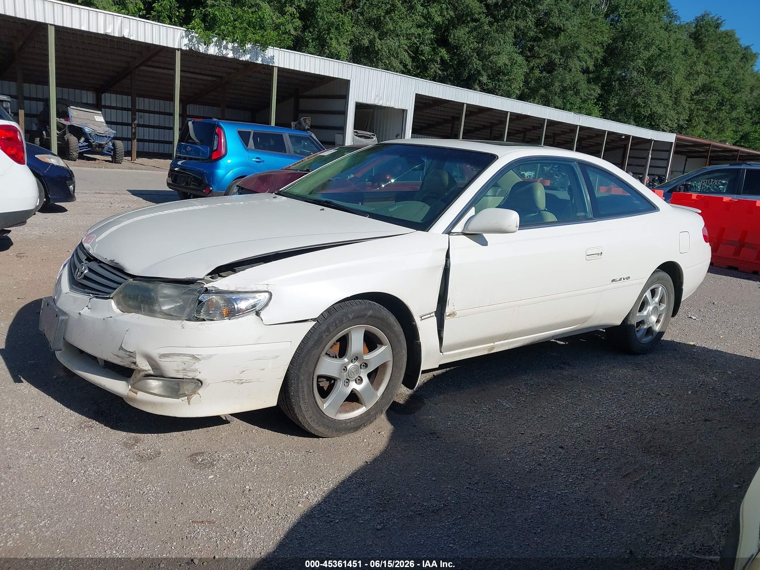 2002 Toyota Camry Solara Sle Белый vin: 2T1CF22P72C598128